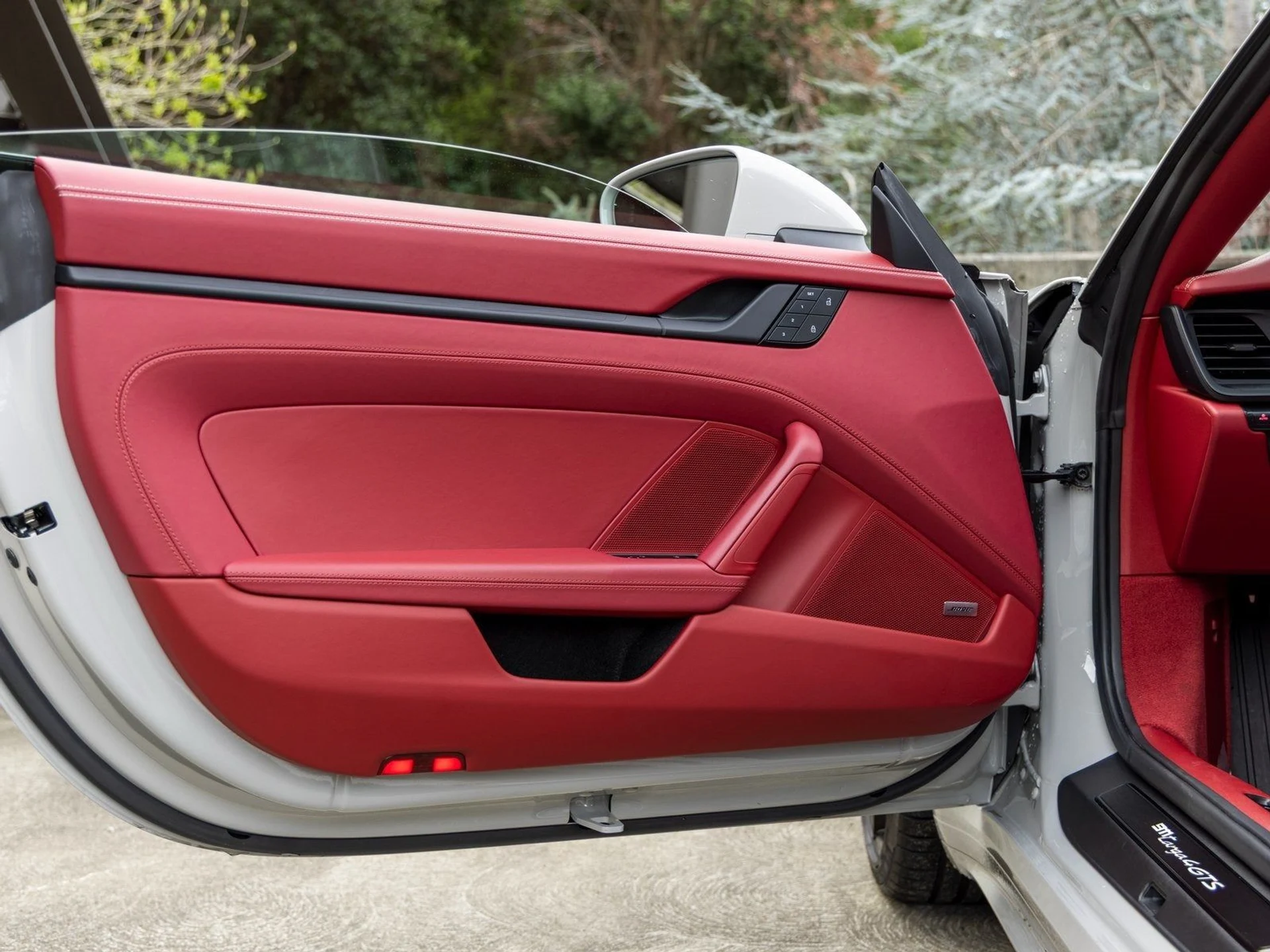 mph025_786774739_26_be93e601a9