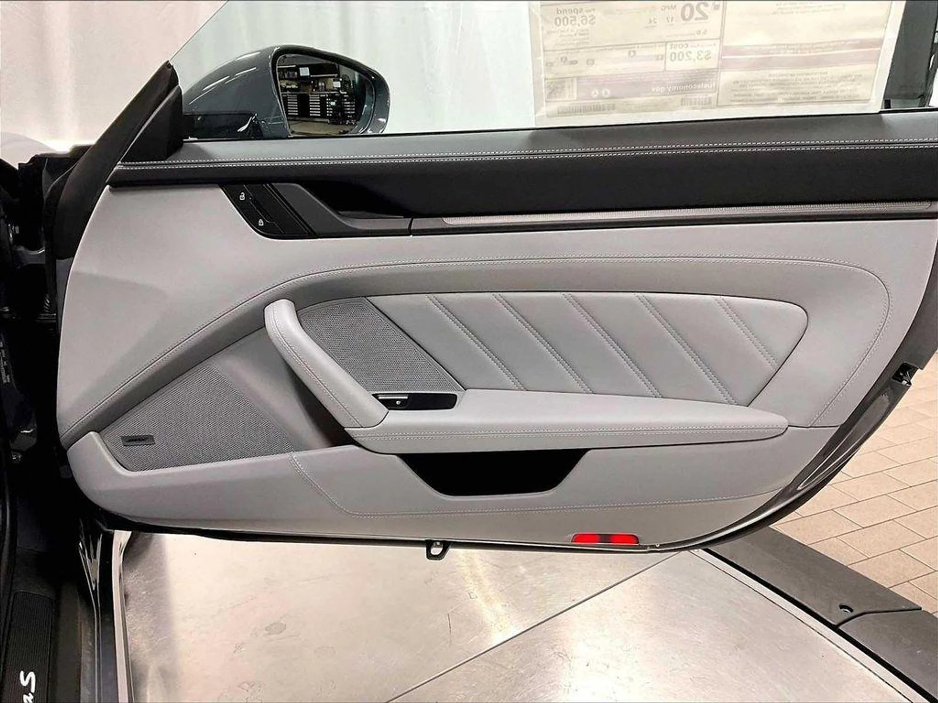 mph025_787342361_VG_Pqx6no_Sr_Nnzk_Aa5_Dijr642_ROE_6ff2f46101