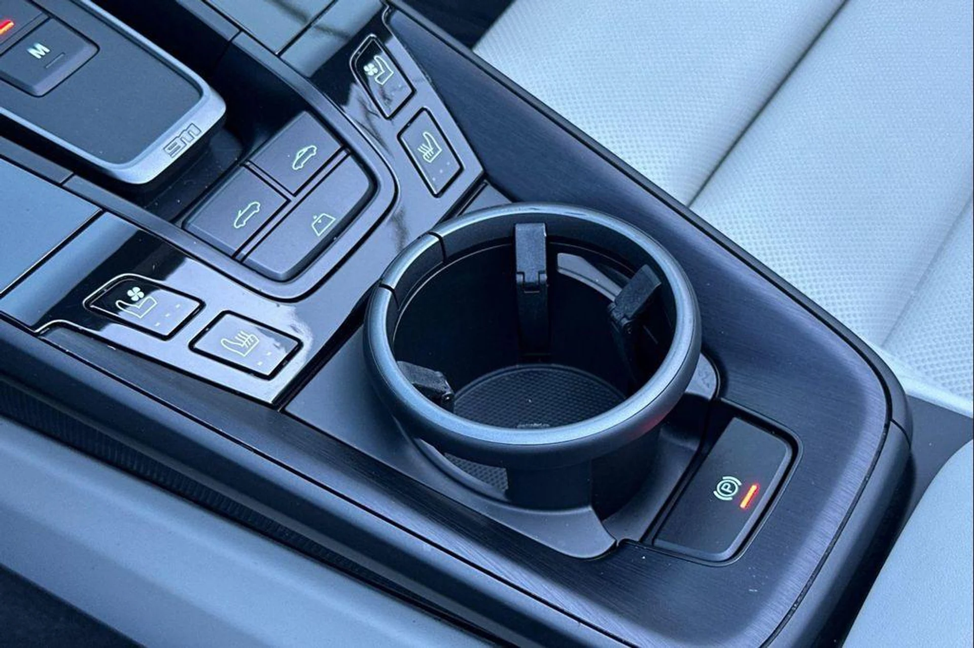 mph025_78738010_A68_Ixl_Ka15_D7_B9i_Xx_Tt_Oa_Pc_LQ_00_8d26caacca