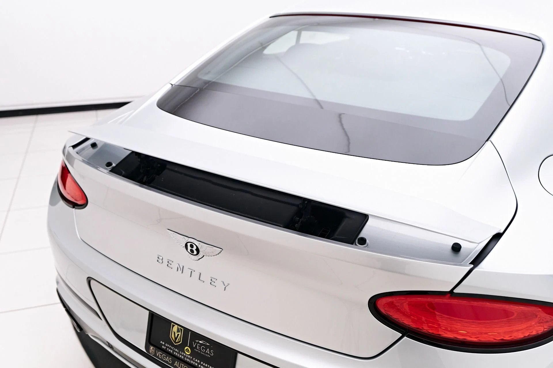 mph025_789112050_Used_2024_Bentley_Continental_GT_V8_1757448243_b5671558c0