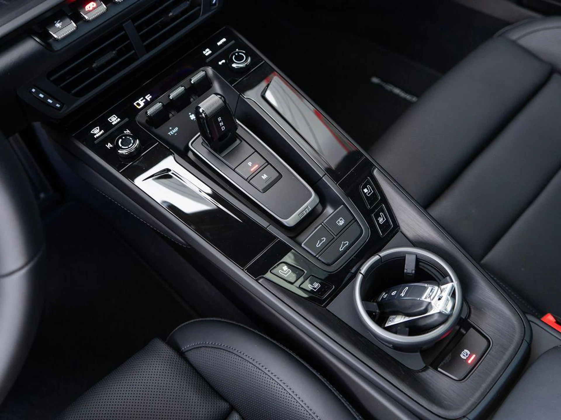 mph025_793741634_i_F_Ji_U_Af5k_Xe_ZU_8_Cg_ZB_La24_LU_4is_5c5379f248