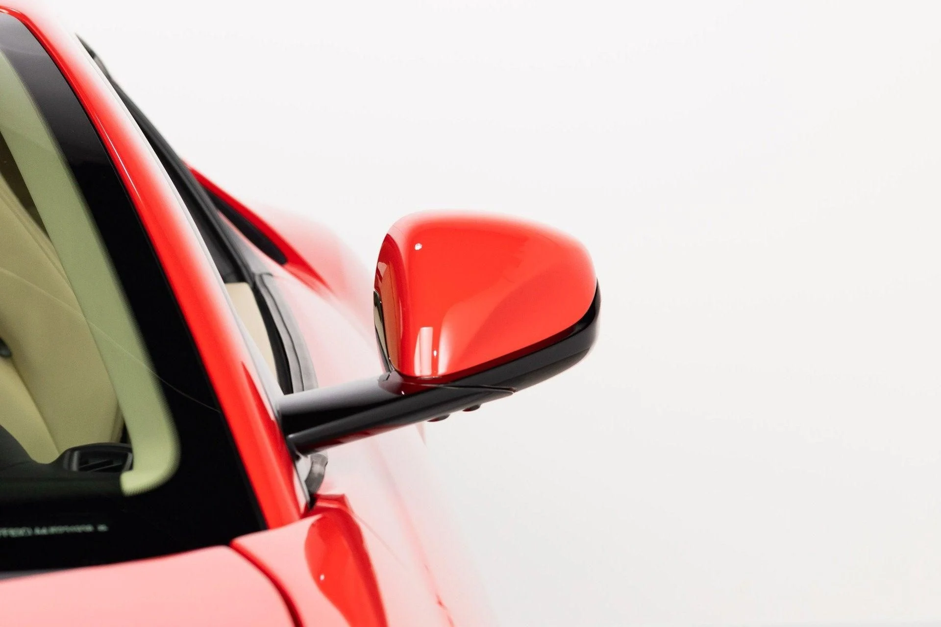 mph025_796790615_Used_2018_Ferrari_812_Superfast_1777368505_7814f690ae