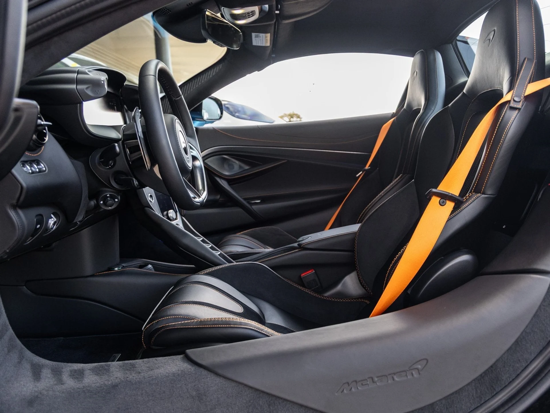 mph025_796982222_26_c0119f5fca