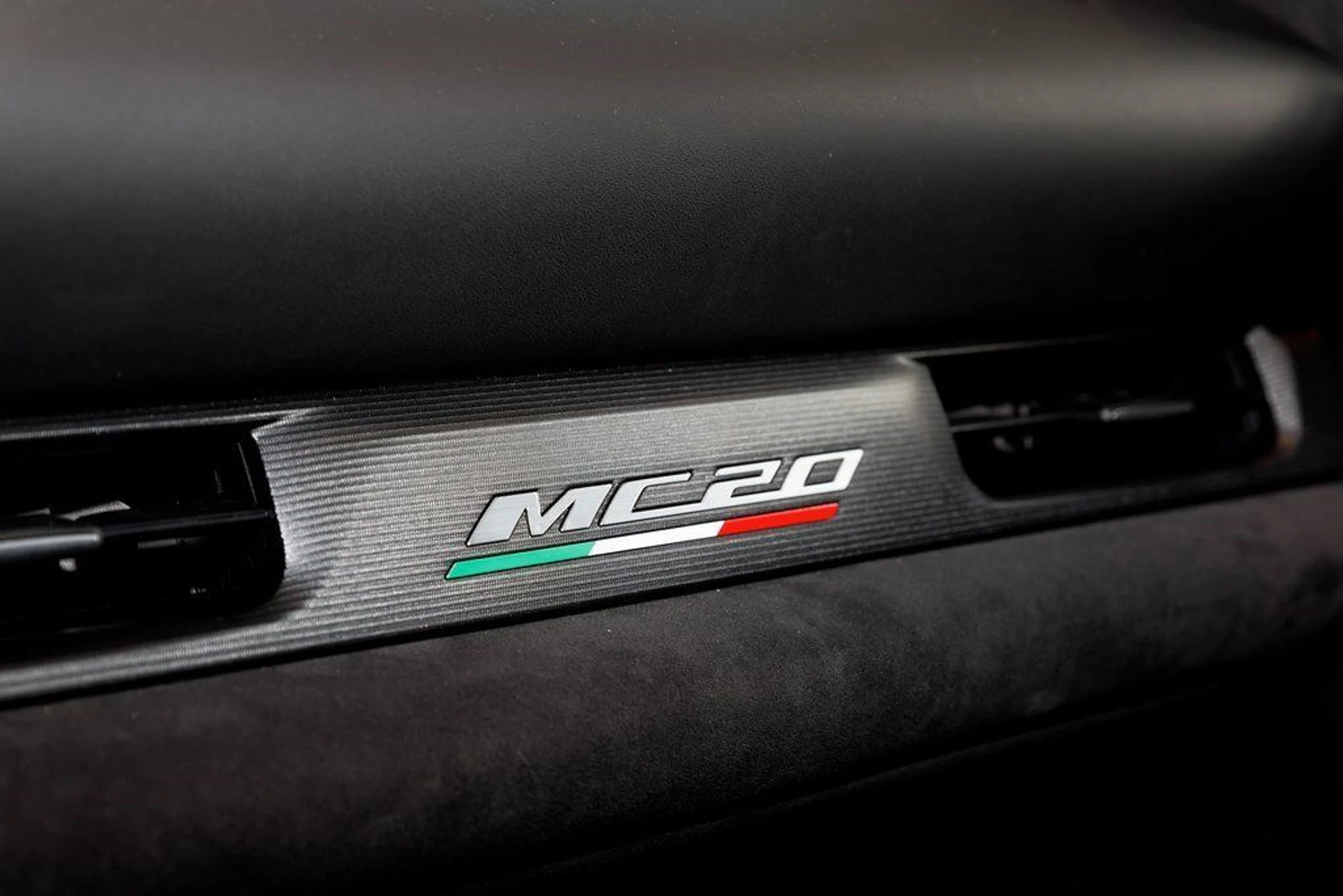 mph025_80842975_478b2c166c42bf97ee4458da26d73be0_99d5a34acb