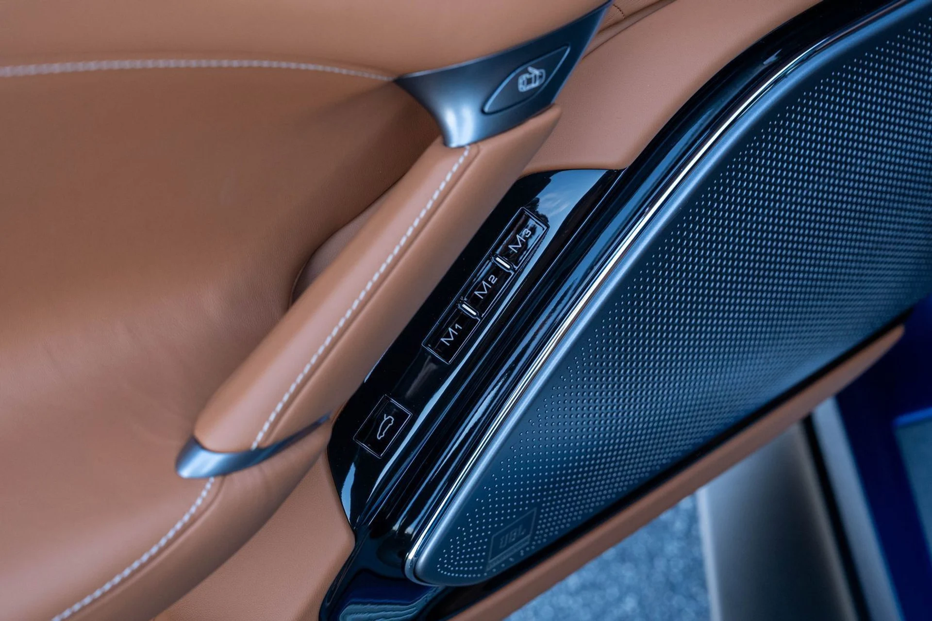 mph025_809430653_826c26cc019048308cf2ec8c375afbc8_88c30cd36f