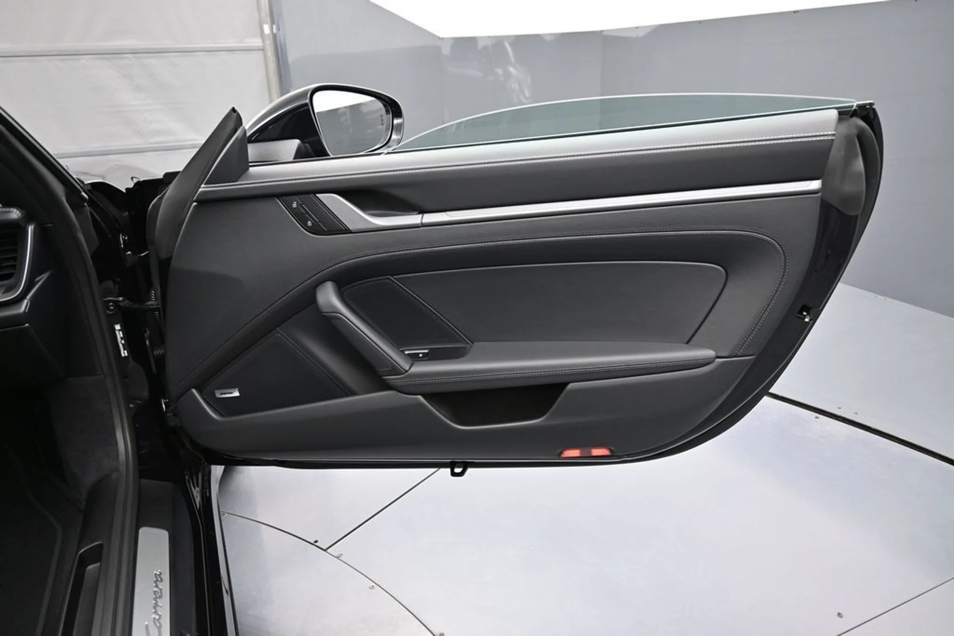 mph025_814557285_c1c24767_a057_4c59_806d_3ddc66575b65_156d1fb6d4