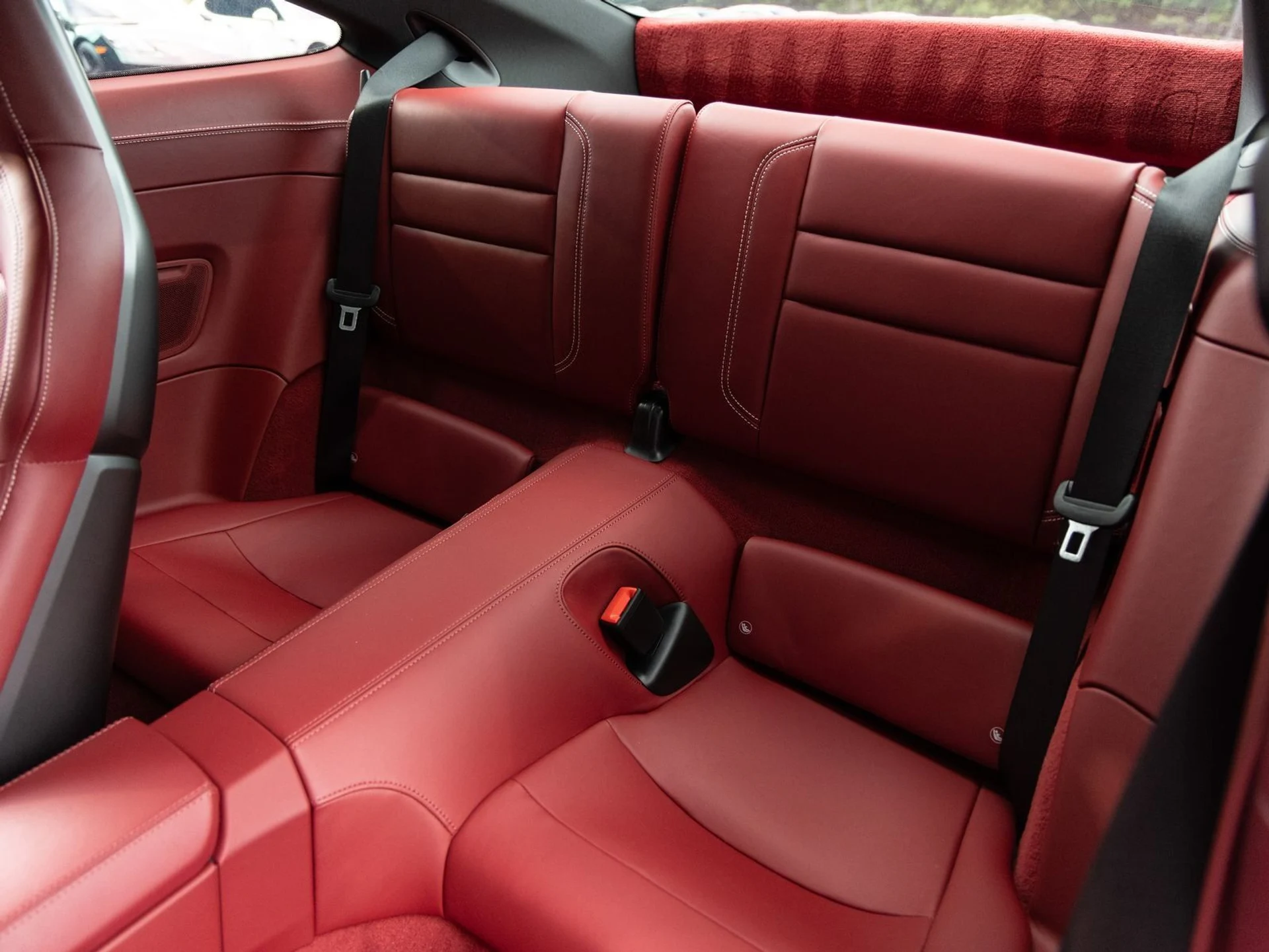 mph025_817919701_26_eea1c91e09