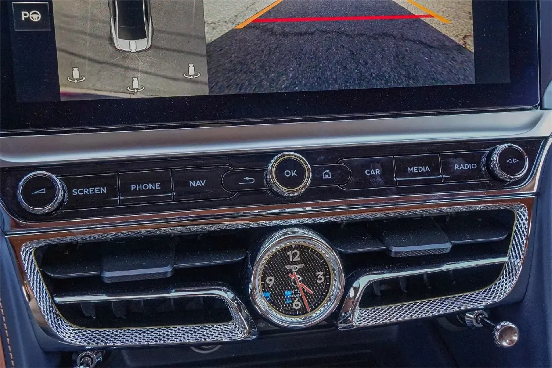 mph025_823205223_a0b5cba286674002b914f7819aadb2e8_be4b409082