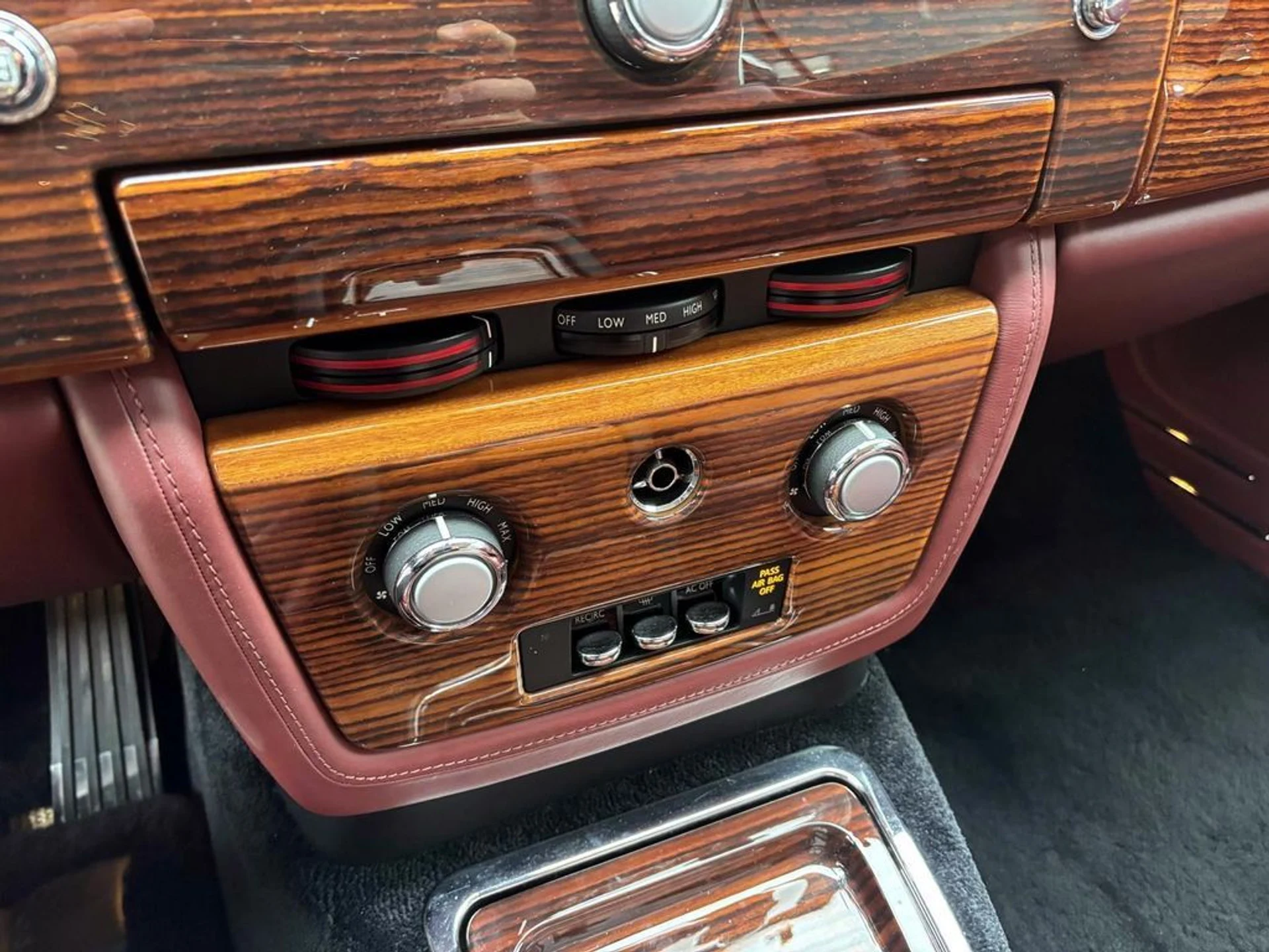 mph025_825595470_821ee7f5226817daca49d1bd077afe89x_7daa991a32