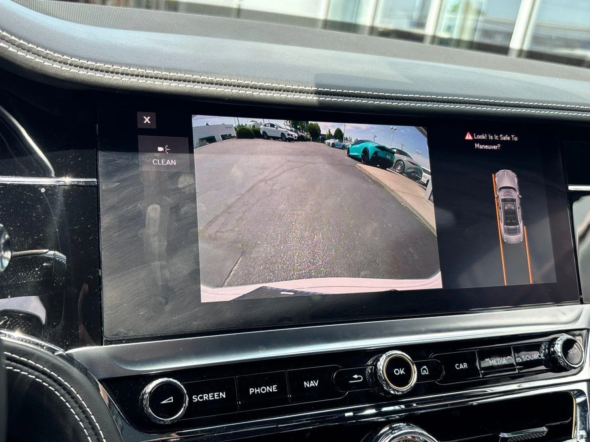 mph025_825750987_9fd48a8b570f5e43afa303262fe719a1_9cf66d1b12