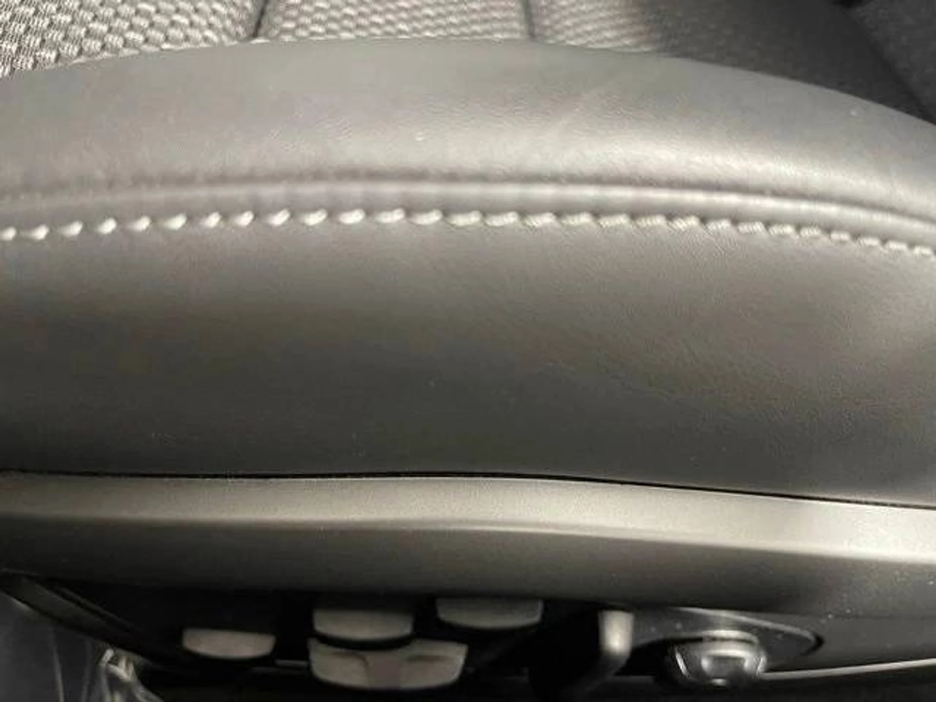 mph025_826919957_4d9f26828381b2582d596cc3263c1a7cx_720cd70935