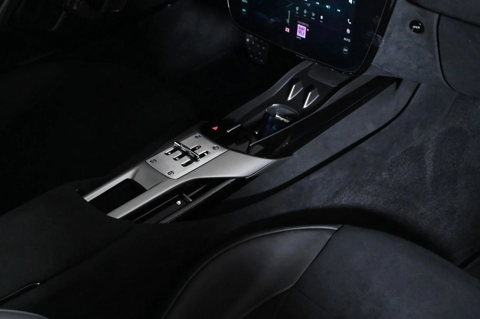 mph025_828564238_984f3bc6df564c73b92191fcafa3179f_27673f2694