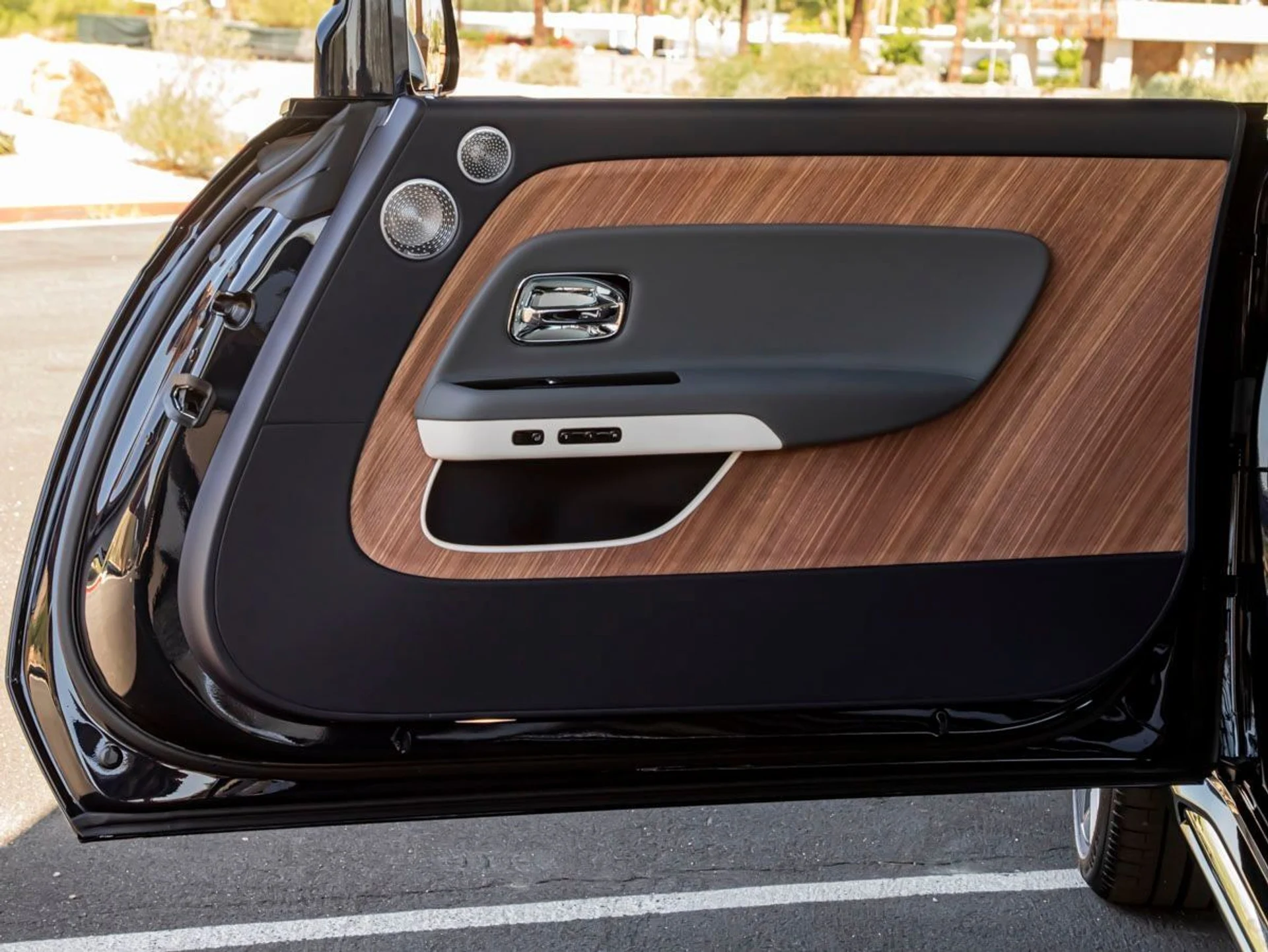 mph025_833437540_26_68c154d7b9