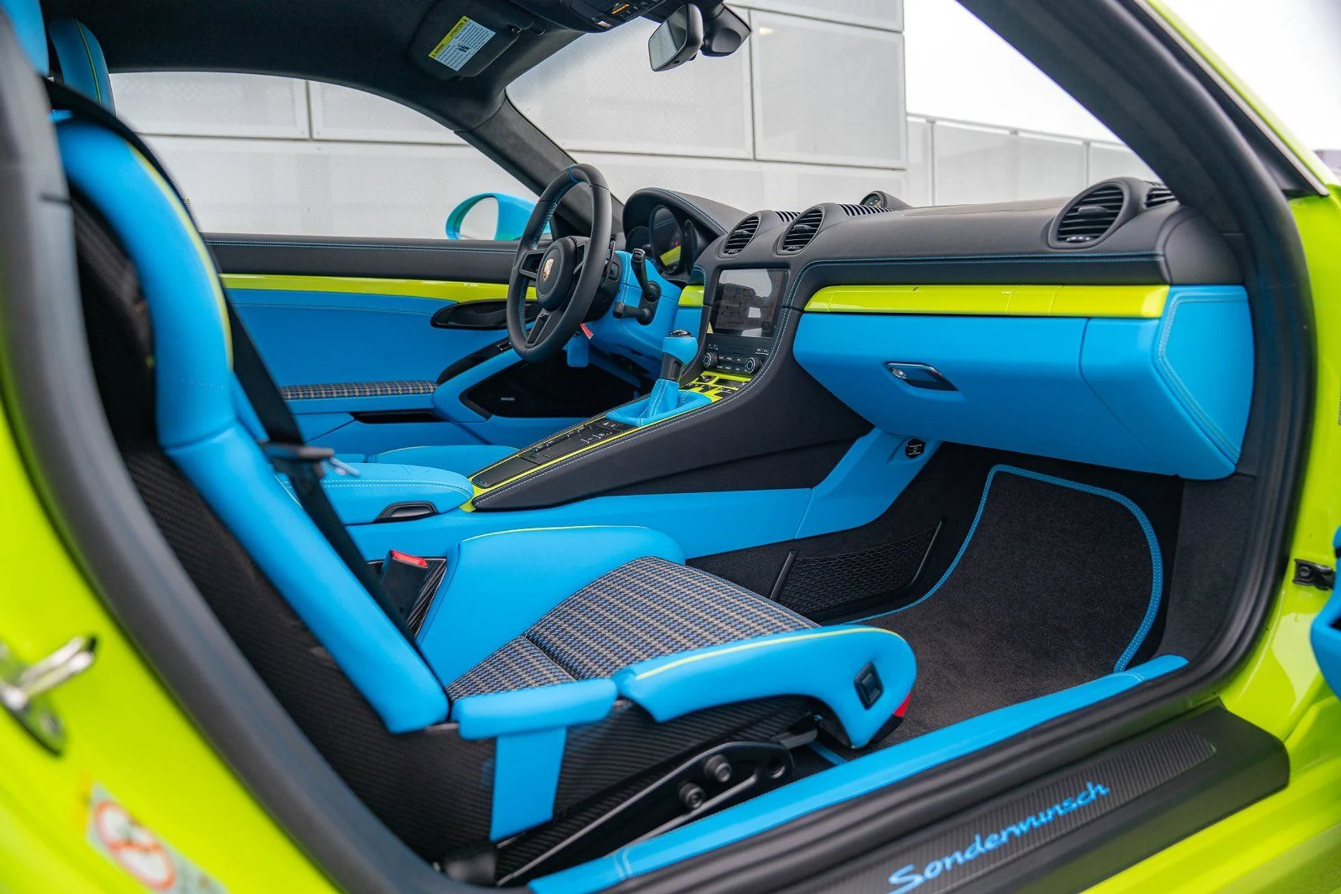 mph025_83856324_b372d010759fa1f16e2756a054ca3655x_18d8f6da2b