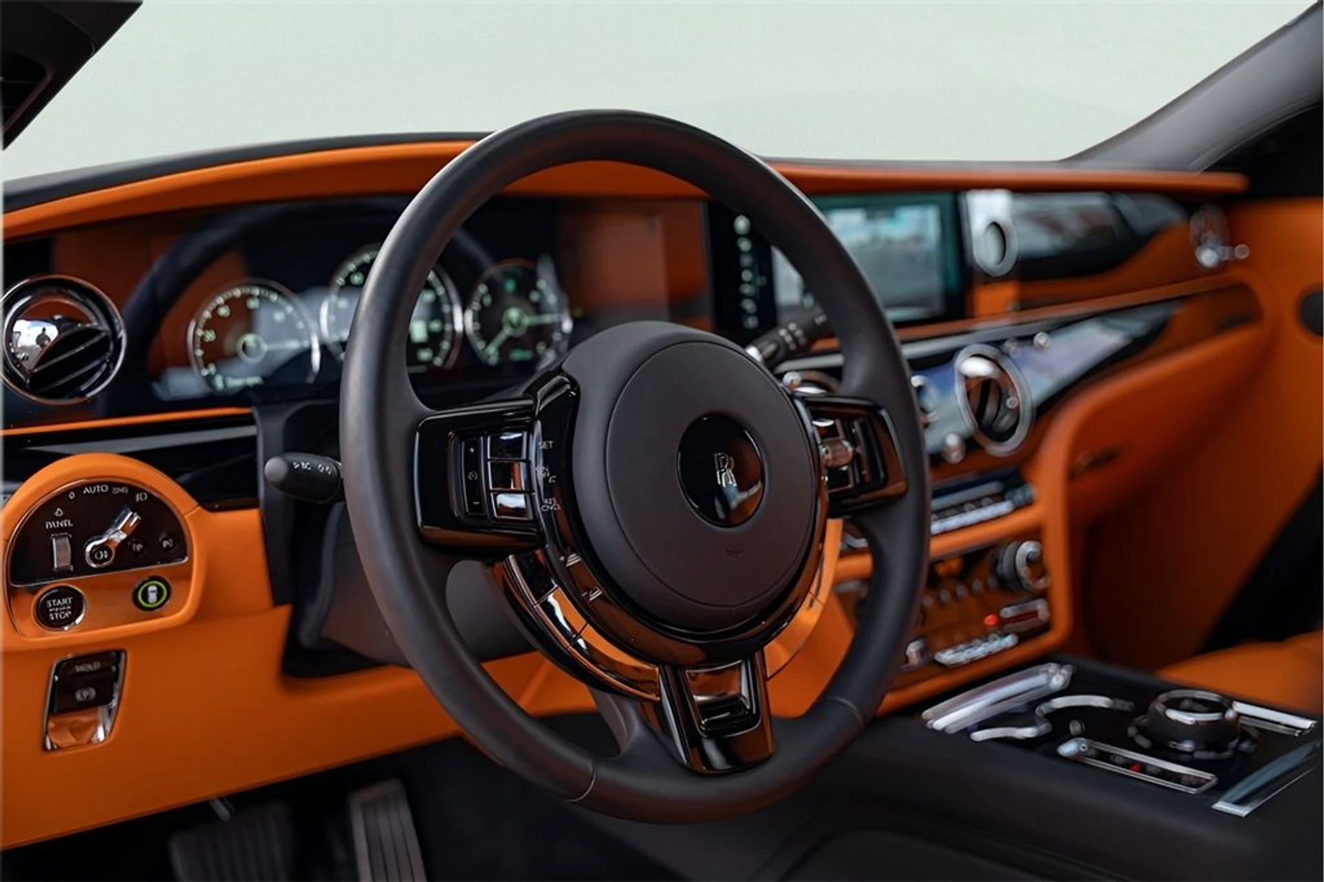 mph025_841194020_image_27_8083b44856