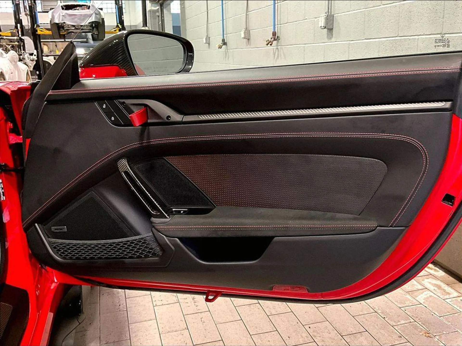 mph025_841964635_72jrps_XB_69fscwj_ST_Rmzc3_D90_X0_3f36b328a9