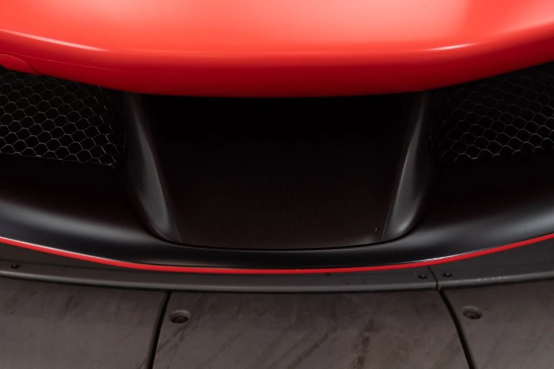 mph025_843390054_Used_2022_Ferrari_SF_90_Spider_af732e7829