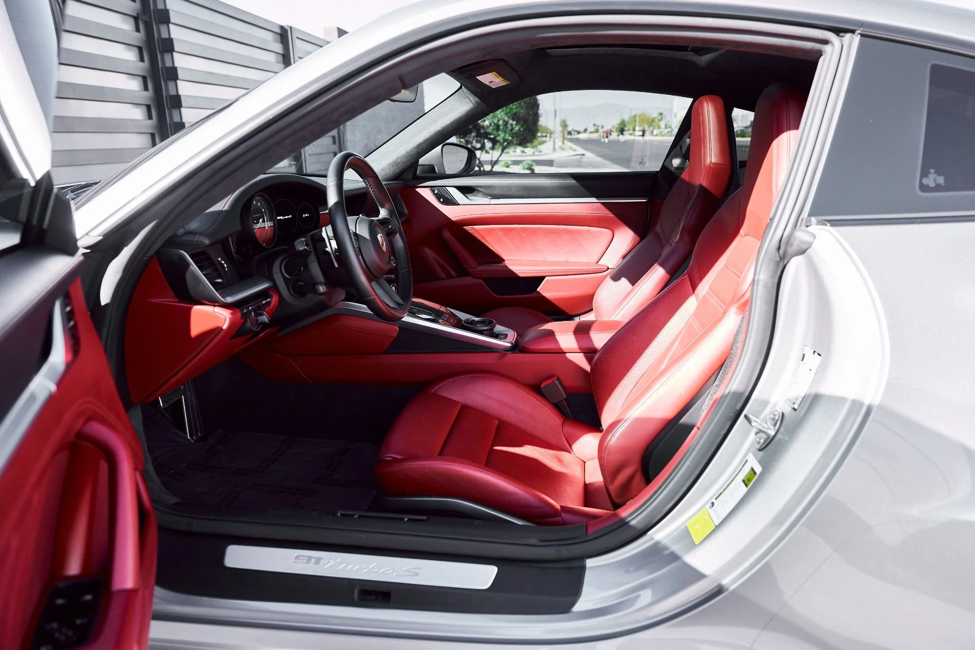 mph025_859623986_Used_2021_Porsche_911_Turbo_S_1773694215_4969b14d4e