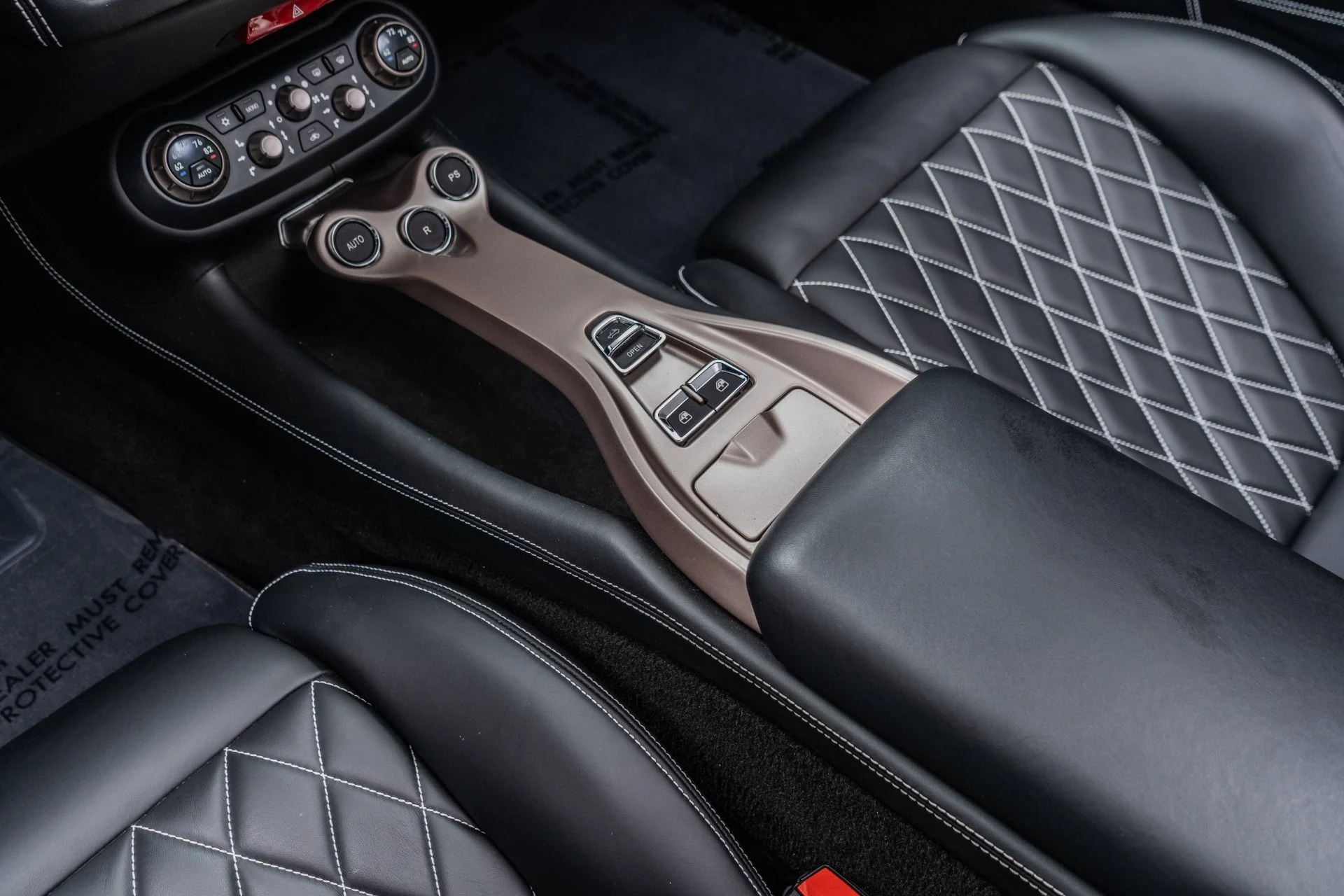 mph025_861174630_Used_2014_Ferrari_California_1755618260_52080ef2bd