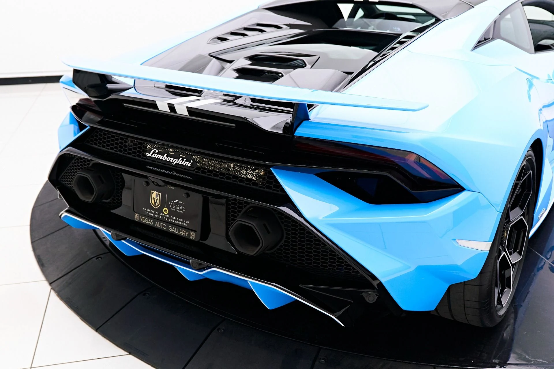 mph025_866878654_Used_2024_Lamborghini_Huracan_Tecnica_1710468266_a280a53bb1