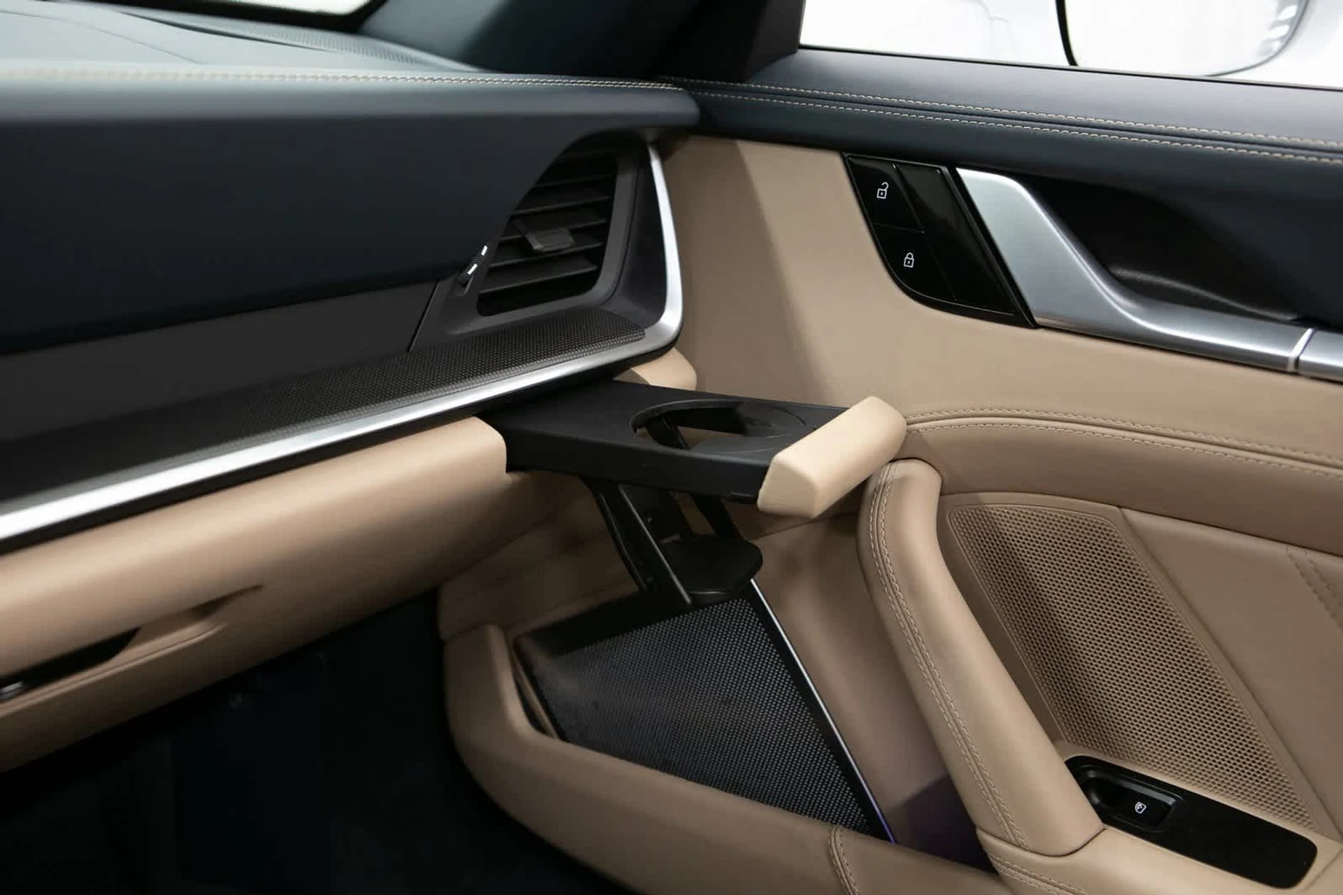 mph025_869319422_29f0265725fca6263c243c0648ca0d79x_f3db12f736