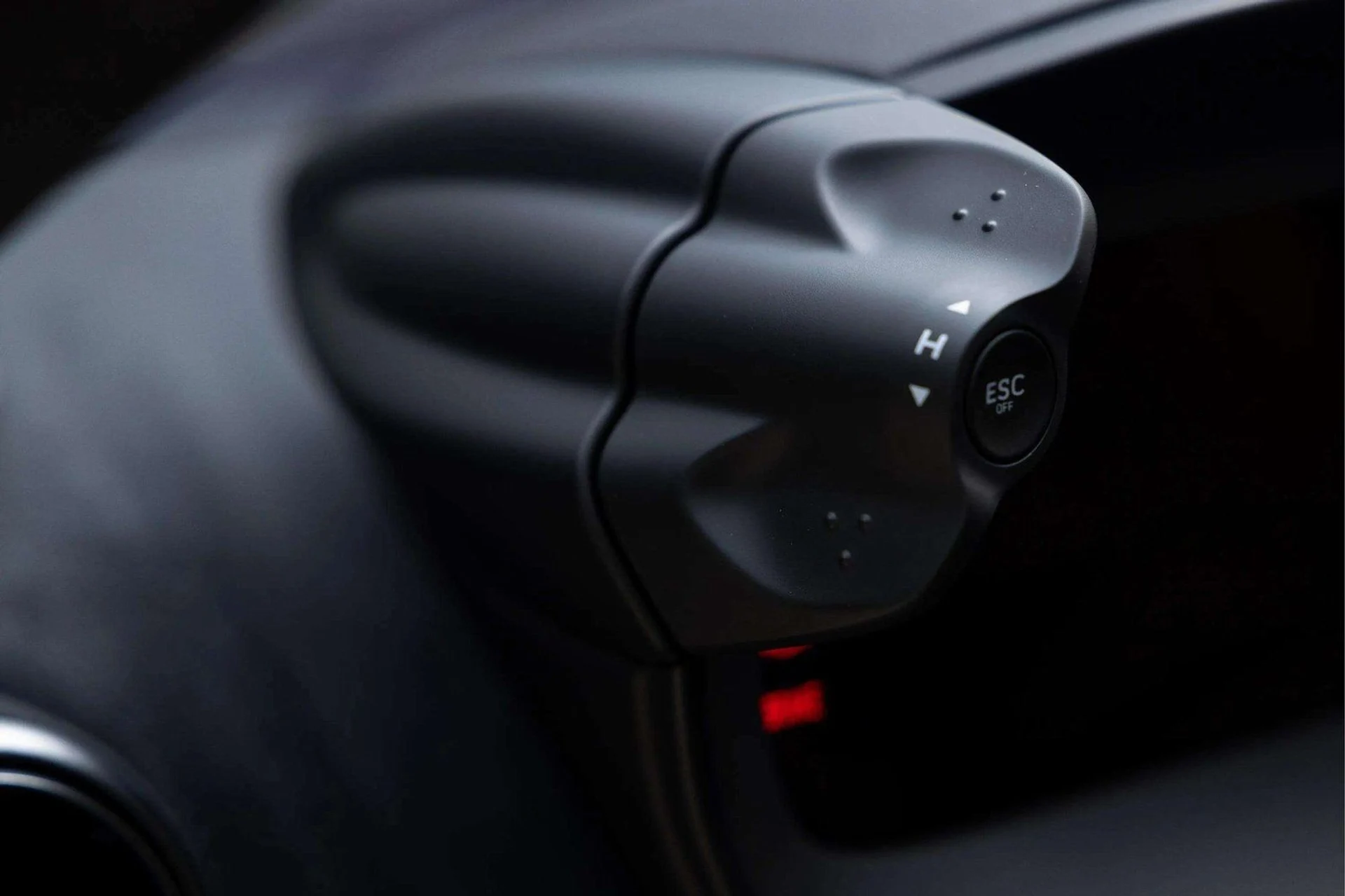 mph025_869778778_image_26_23a75c4a81