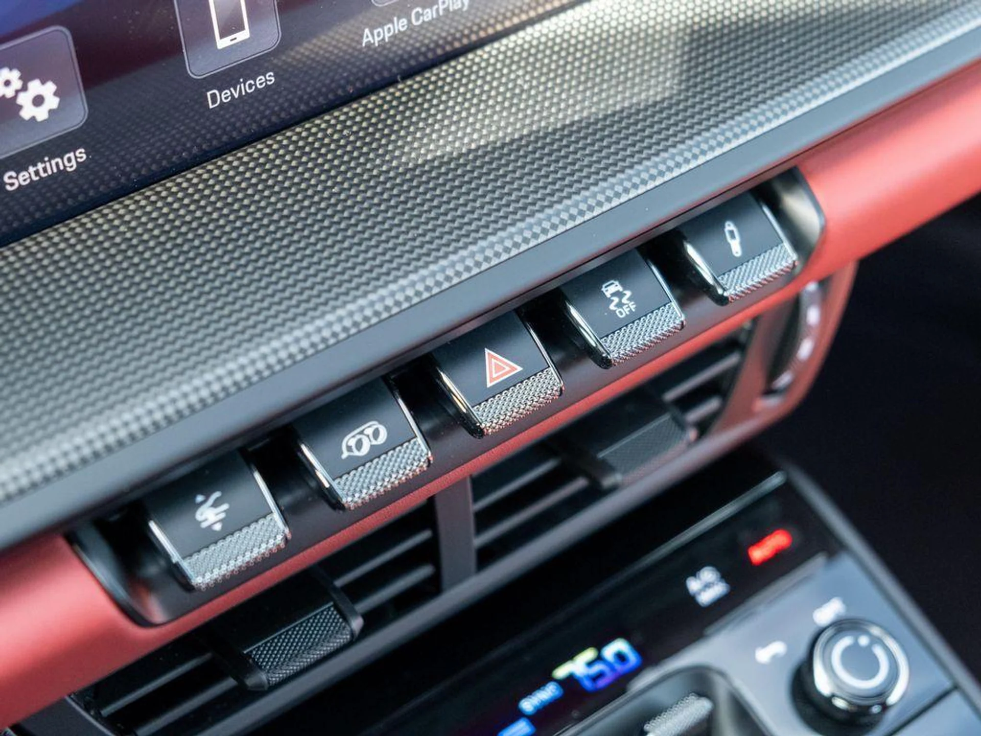 mph025_877838512_Xs_W_Mhk_Gle_Q_Uf_Ki0_Wp5s_T7058a_T0_701689c50c