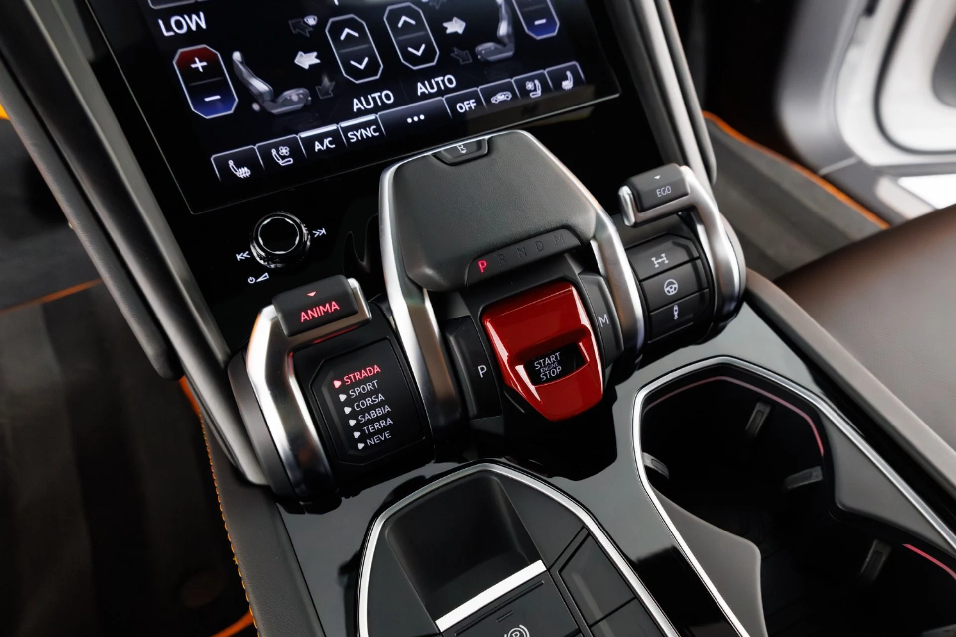 mph025_878429876_Used_2024_Lamborghini_Urus_S_1775674860_f019e097e5