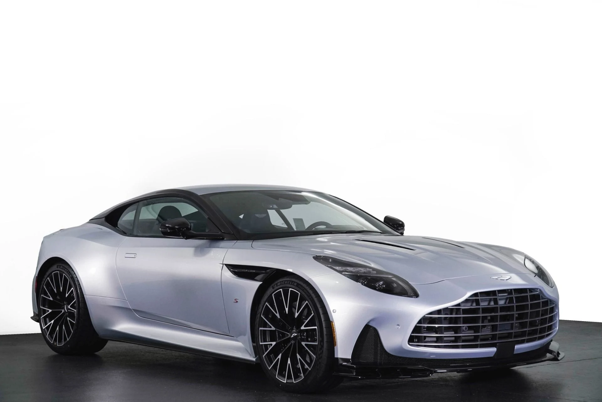 mph025_878533142_New_2026_Aston_Martin_DB_12_1789417407_c893cf99d9