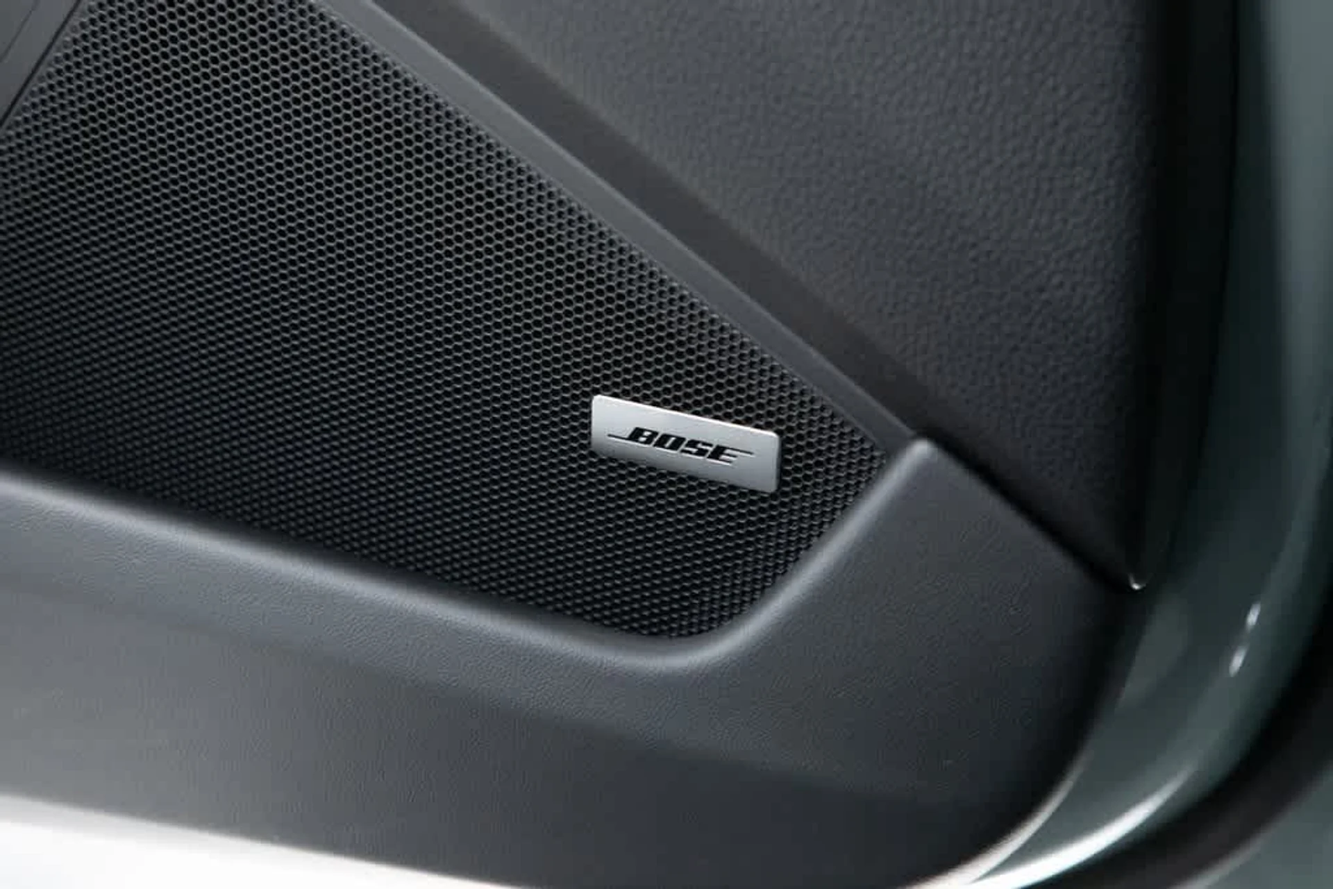 mph025_880000515_bd3f6cea29f969ee207683a3409afec2x_efc599eeff