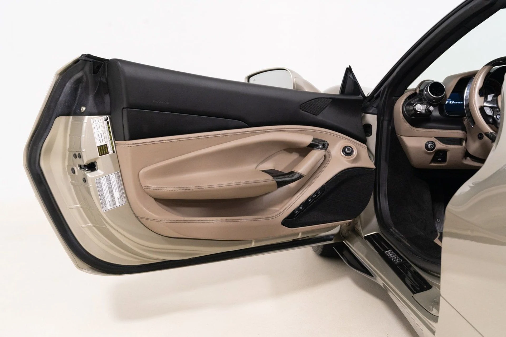 mph025_88366764_7c90a2fdc95246bf9d8630d7fbbe0bf7_db6d65ac63