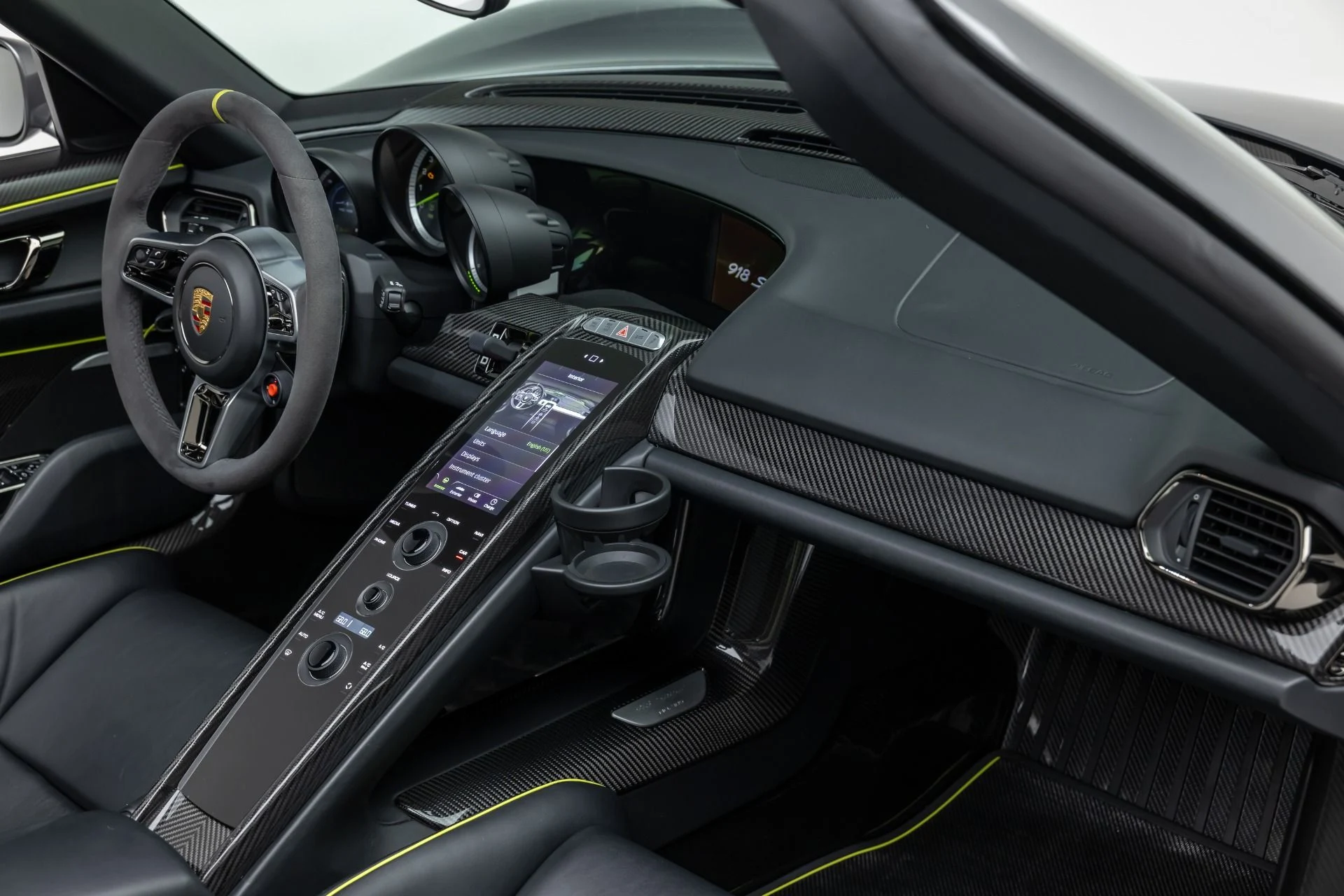 mph025_885929942_13429_p26_l_4780d2ef89