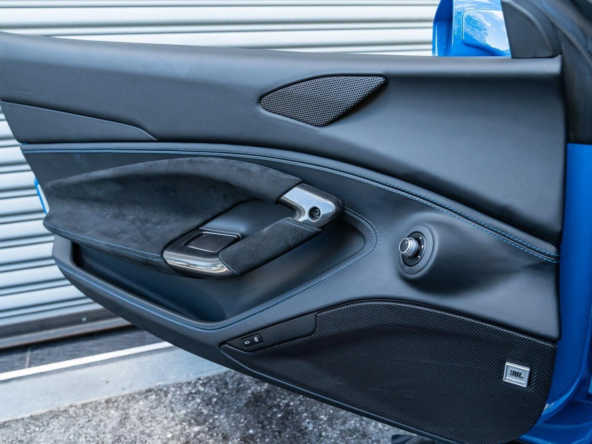 mph025_893132756_Used_2021_Ferrari_F8_Spider_1773864564_c18885c1eb