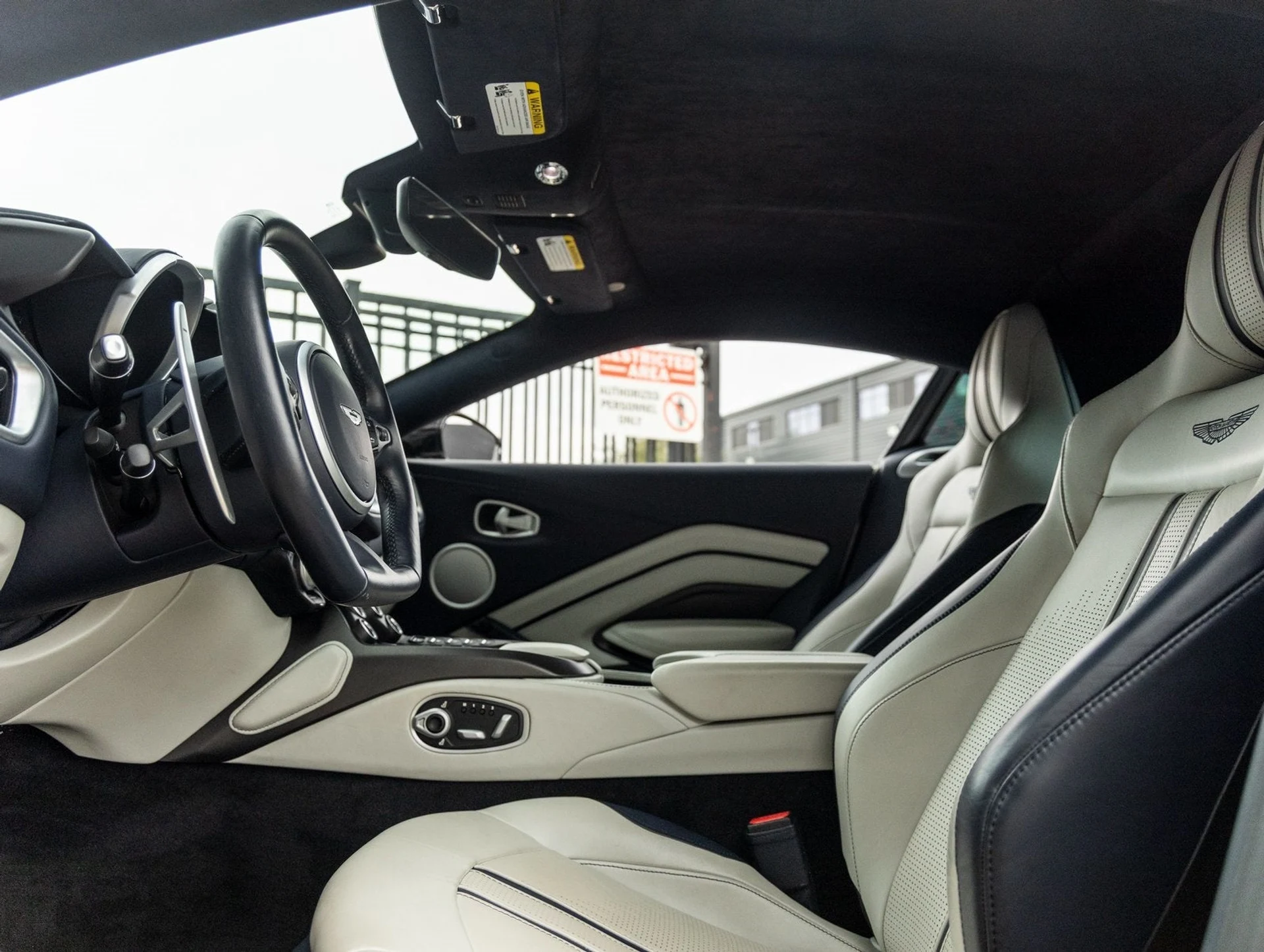 mph025_898290448_26_f050c94147