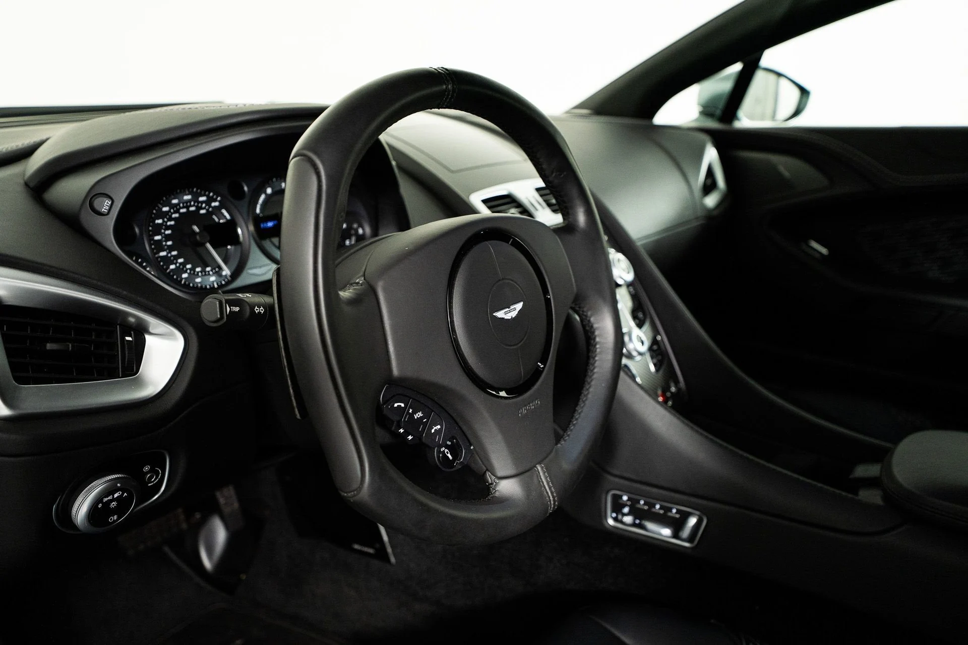 mph025_898298714_89ceb99e998f4a4580a89f0366324188_f51ed00013