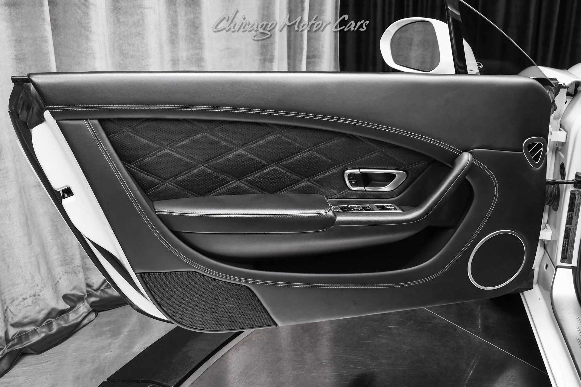 mph025_90089296_12991_p26_l_58a4dda450