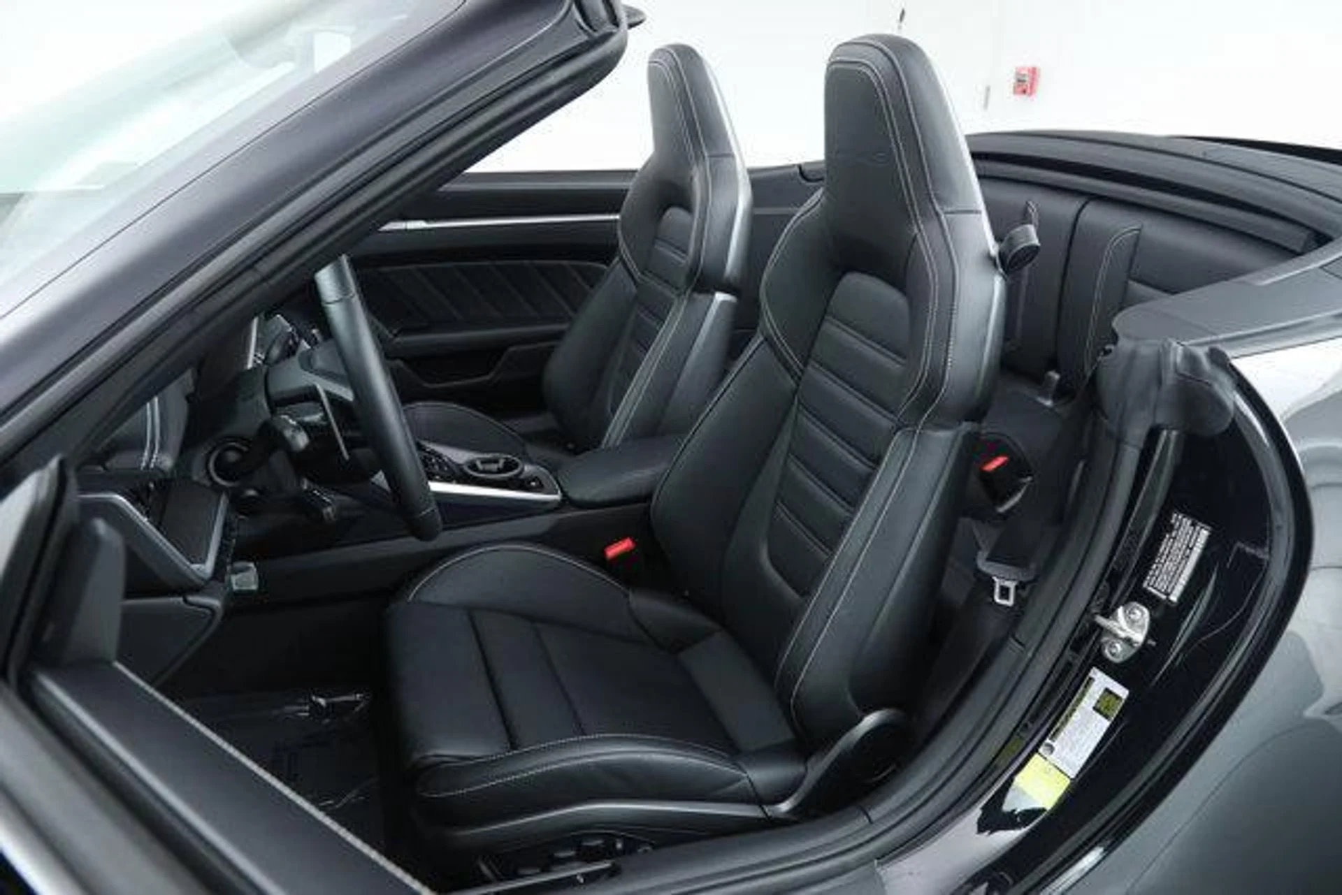 mph025_906021546_P4dqr7aze0_F_Qyx6_TIHO_Copmvk_A_7fa81863e5