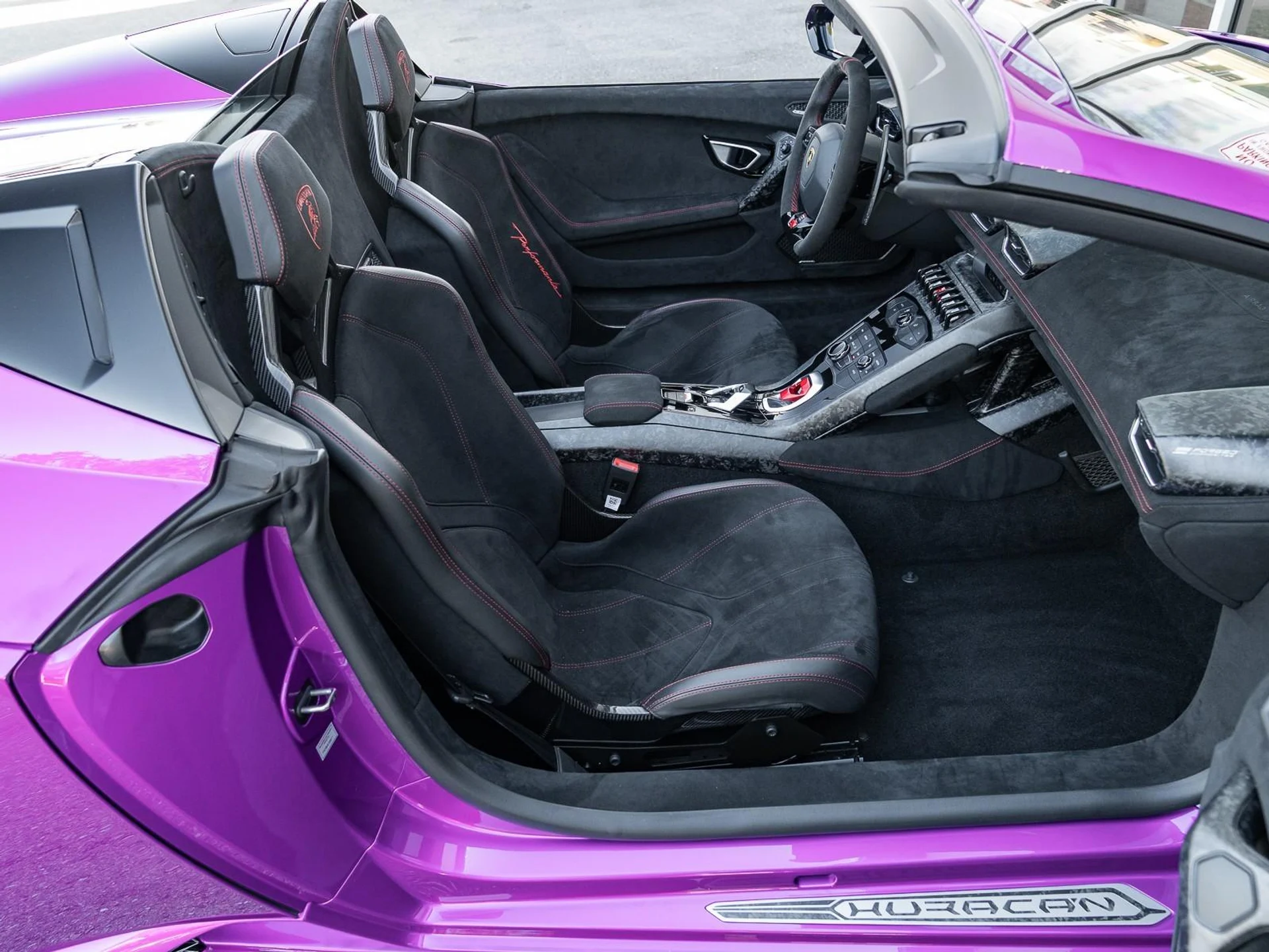 mph025_91519780_Used_2019_Lamborghini_Huracan_Performante_1766430428_4fe68b9b9f