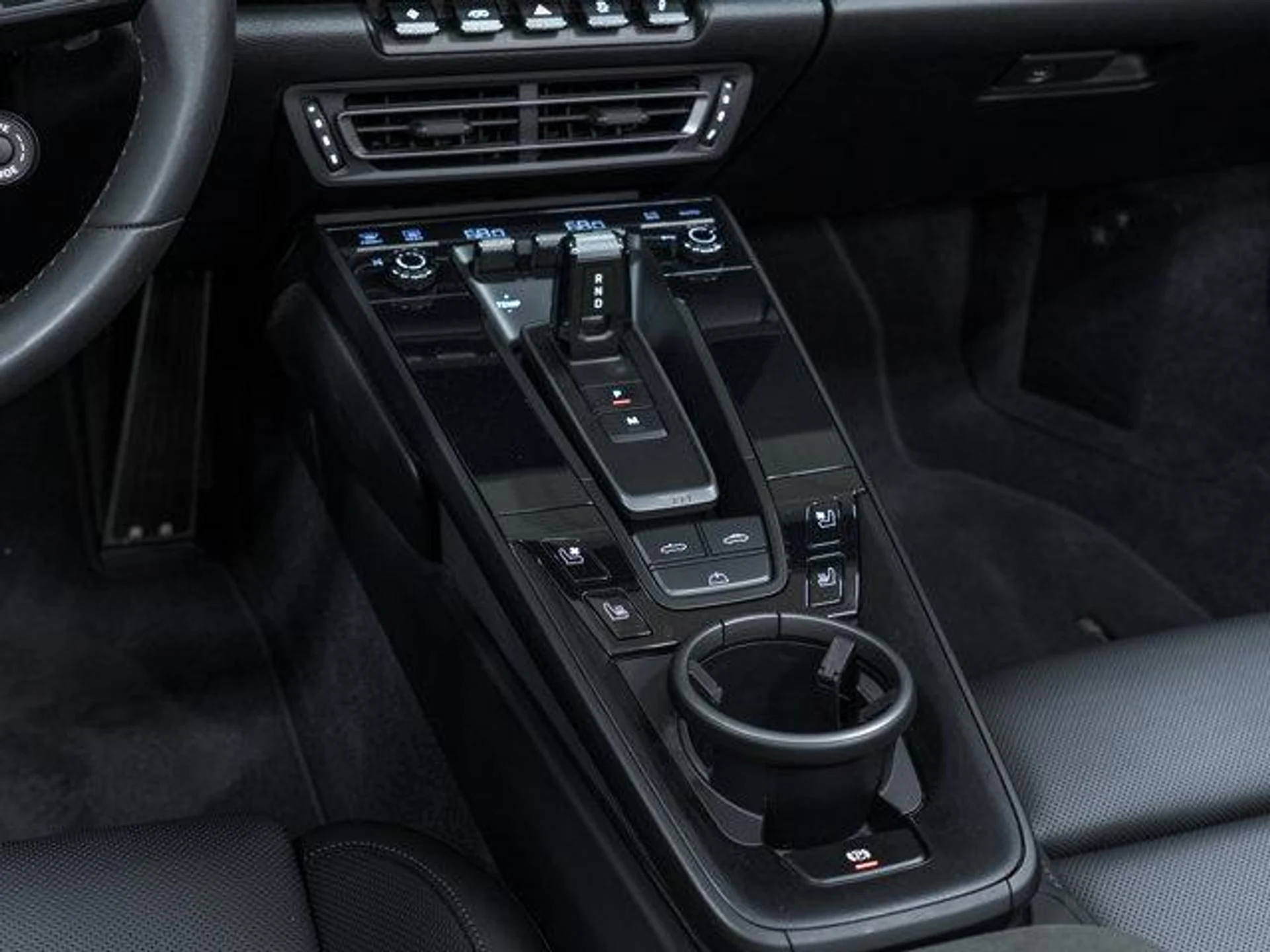 mph025_917483875_YF_Ce_Tx2_Btq0_DE_Xm_Xp_I_Av2o54u_II_b172b50bd2