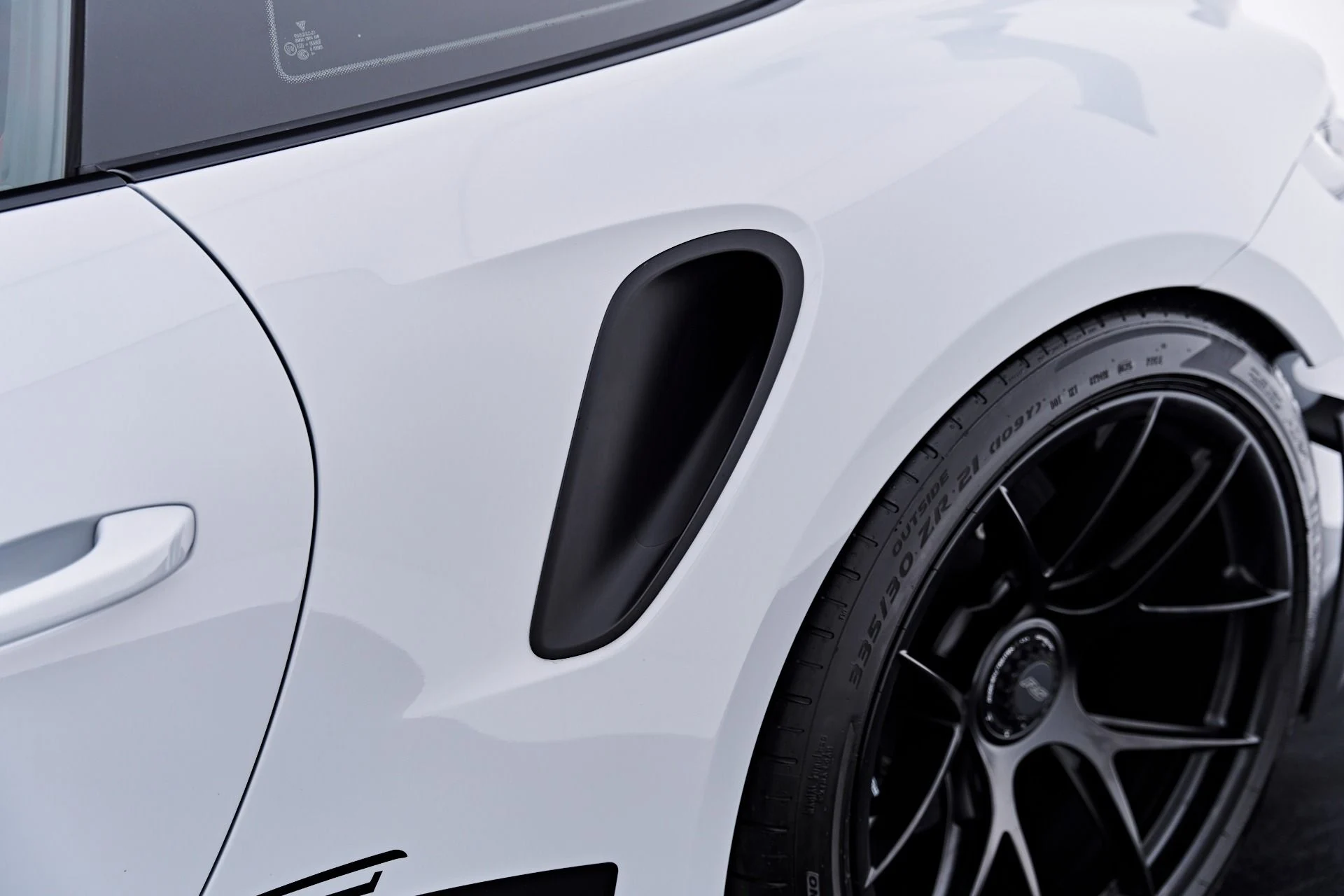 mph025_921023699_Used_2025_Porsche_911_GT_3_RS_1790364662_fc27c02bed