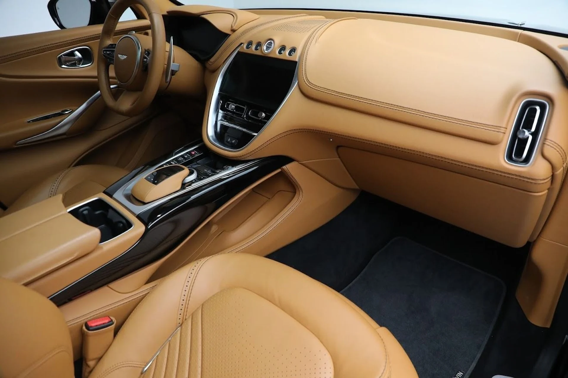 mph025_923651034_Used_2021_Aston_Martin_DBX_1784989752_0184fd0a26