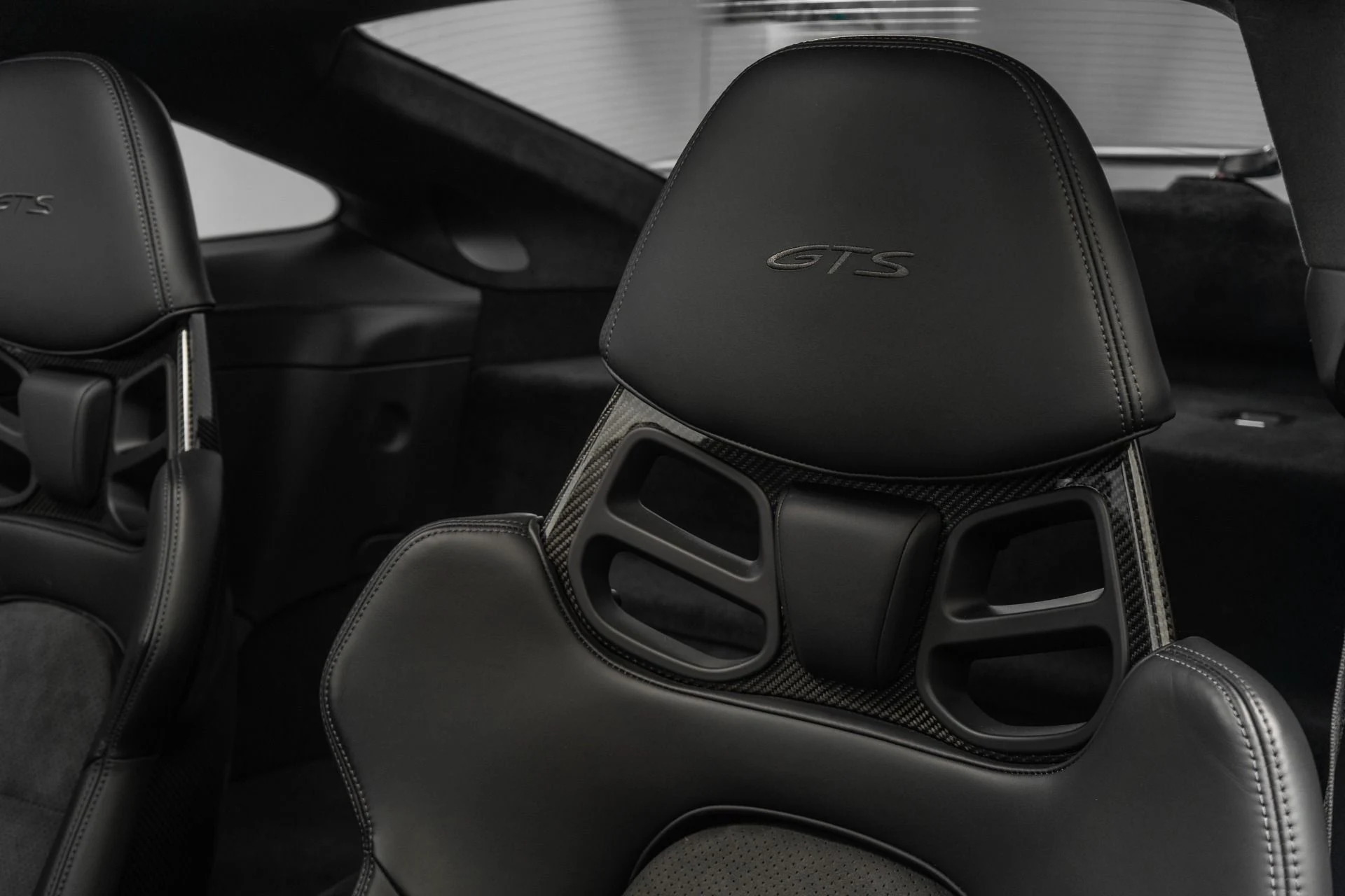 mph025_924939991_Used_2022_Porsche_911_Carrera_4_GTS_1761075879_7b6d75584e
