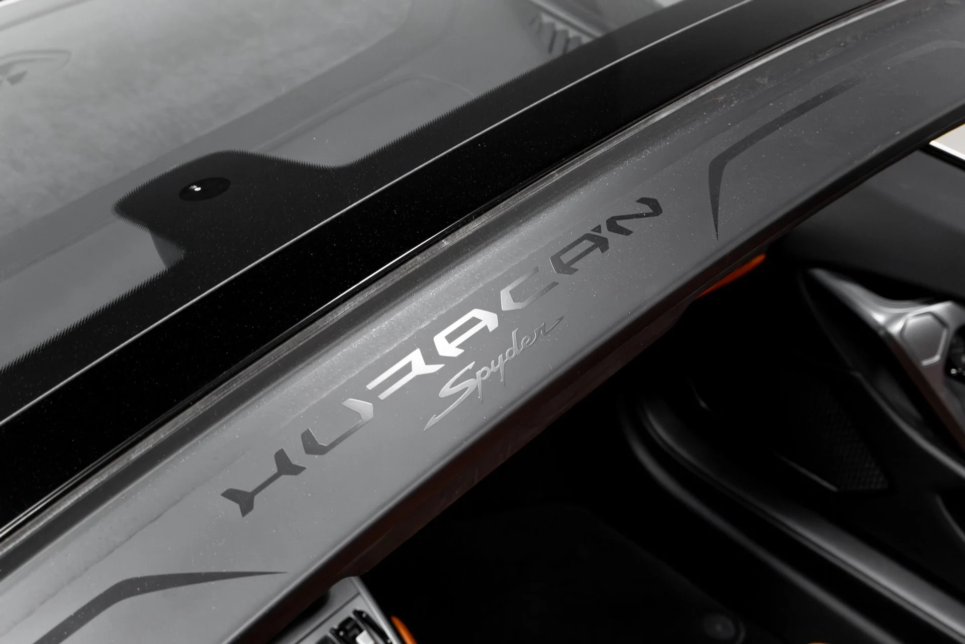 mph025_926135816_Used_2019_Lamborghini_Huracan_LP_580_2_S_1770412340_433983bd73