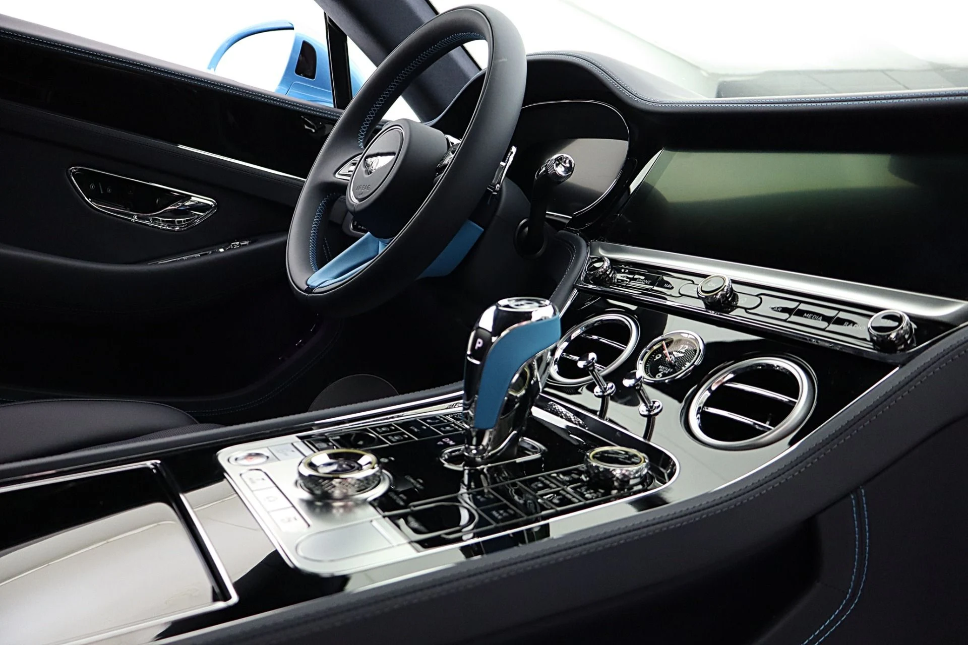 mph025_929836742_New_2026_Bentley_Continental_GT_4fed0a8239