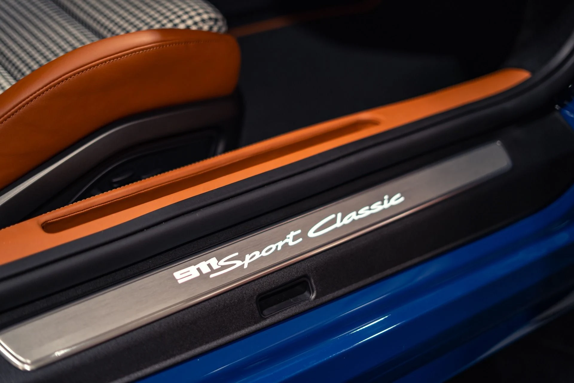mph025_935983414_Used_2023_Porsche_911_Sport_Classic_1783112906_3df3f3efc4