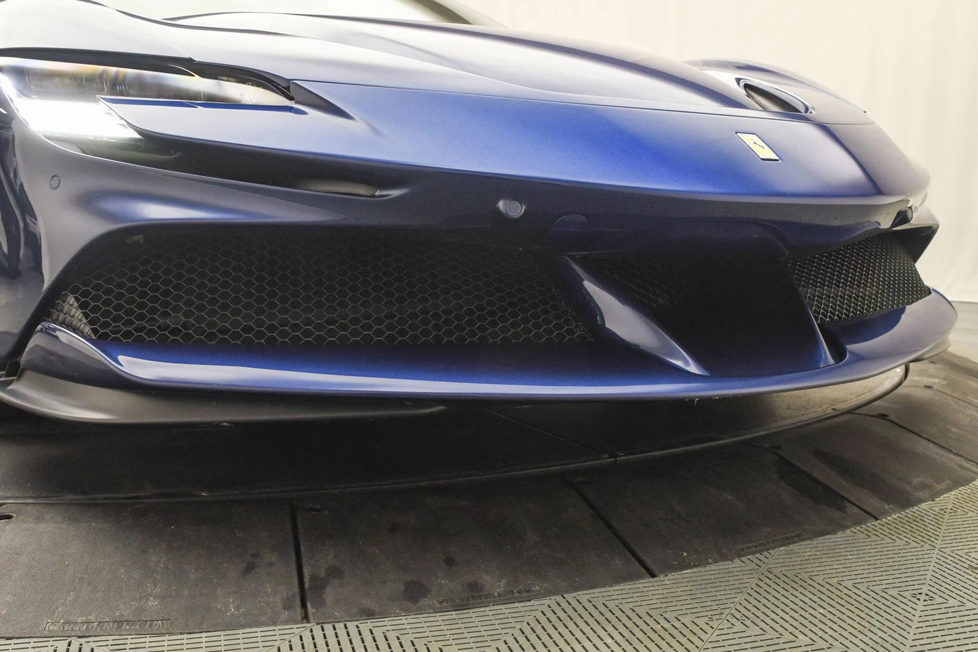 mph025_937681849_Used_2023_Ferrari_SF_90_Spider_1740041892_45416eb3ec