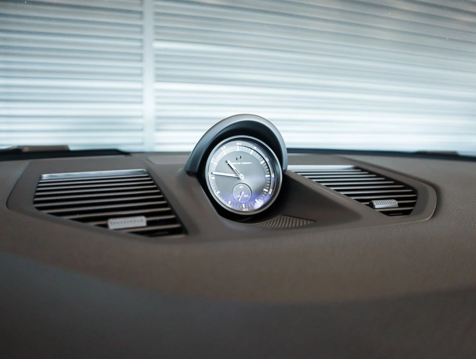 mph025_942449621_f10a45cbde2adda50b6d180149dcfac6_a61035d2c9