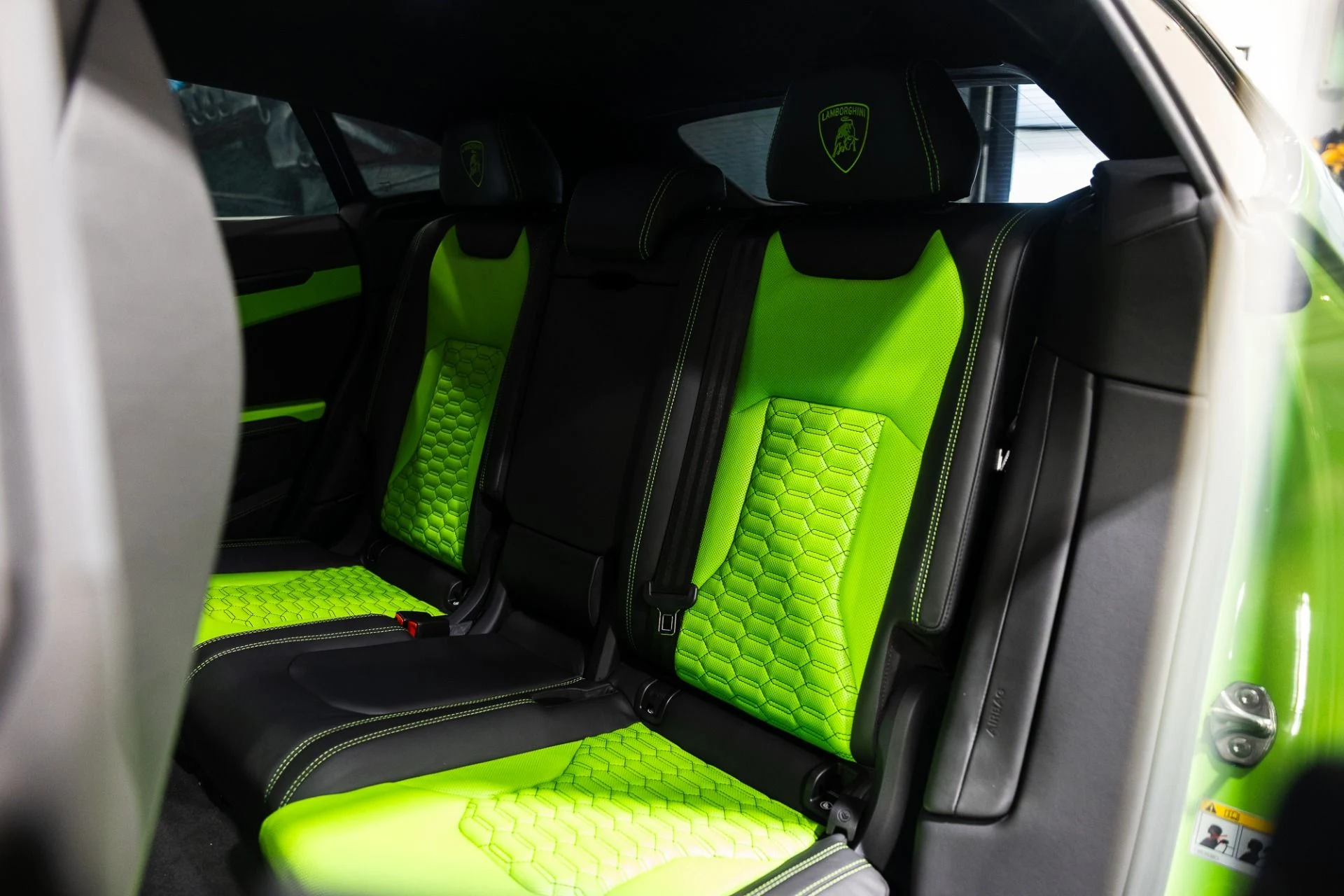 mph025_94428606_Used_2021_Lamborghini_Urus_Verde_Mantis_Pearl_Full_Stealth_PPF_1764949074_5fd6f14cdc