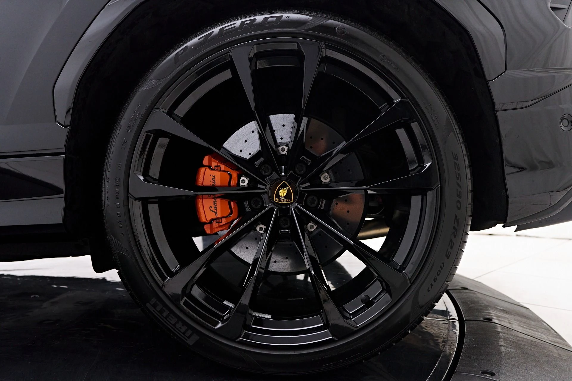 mph025_946223161_Used_2022_Lamborghini_Urus_1753311555_750ac6bbe7