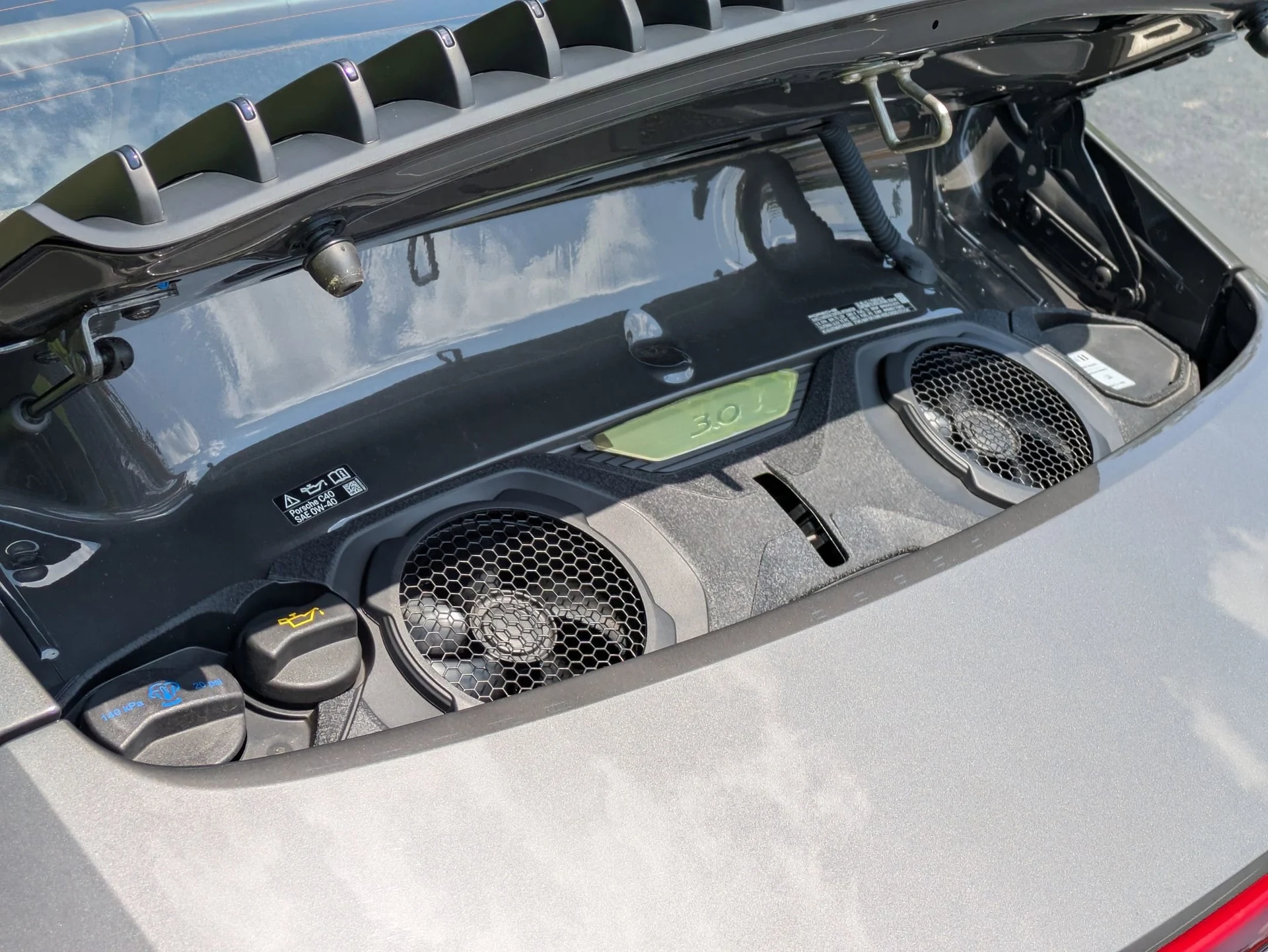 mph025_947071721_72918dfaf2dc20e8bcbb32b614d80f4ax_32523a43ec